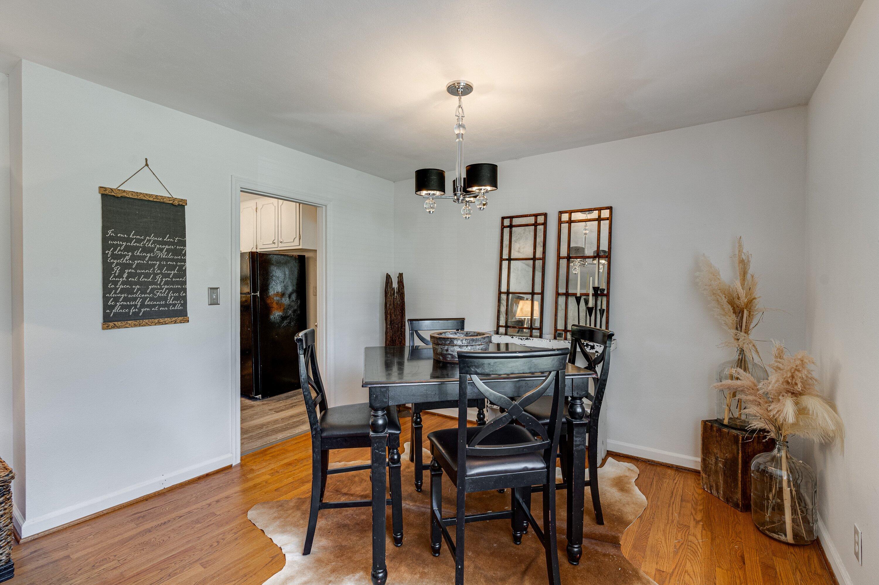 1426 Ely Road, 8