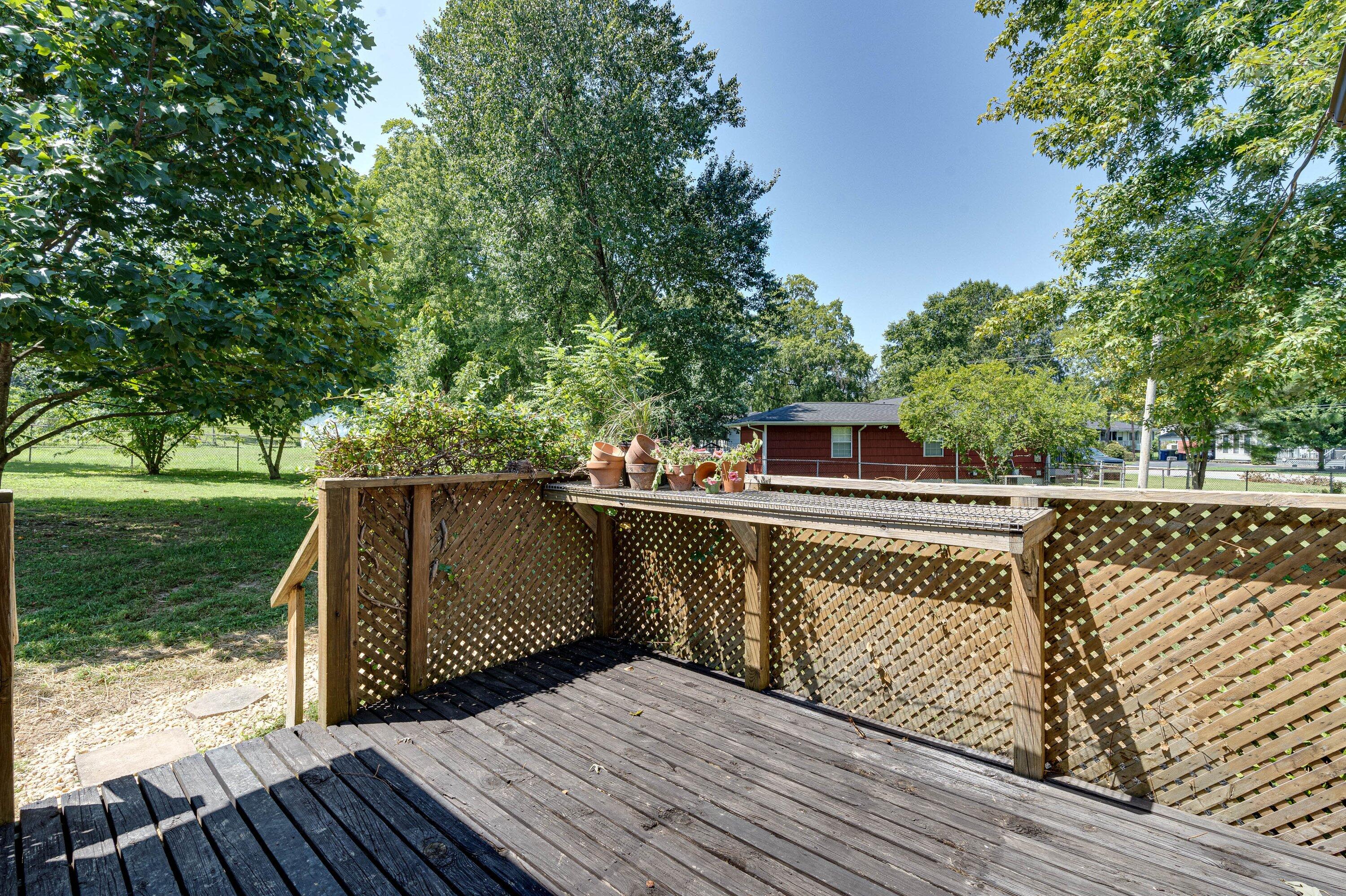 1426 Ely Road, 8