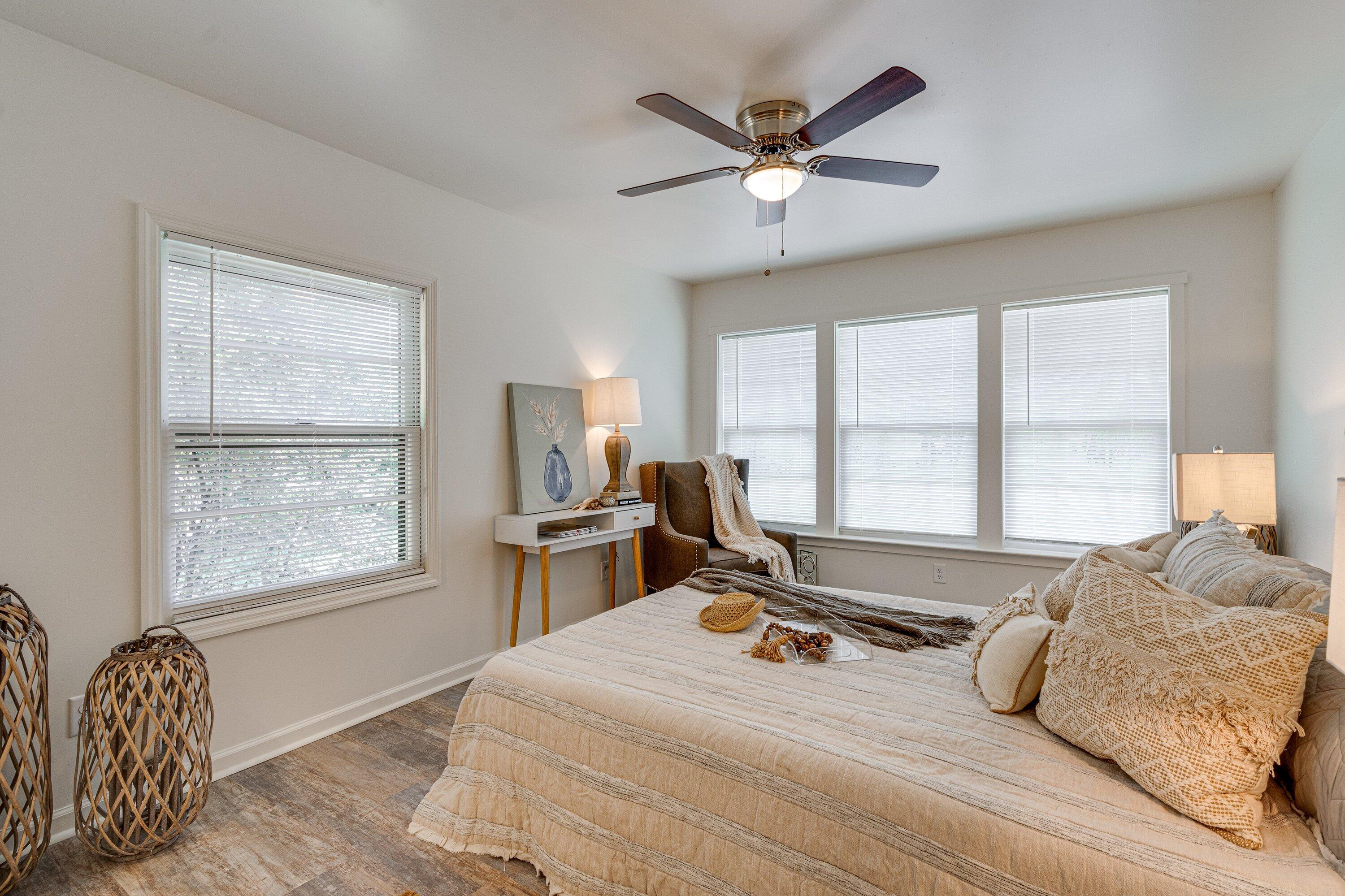 1426 Ely Road, 8