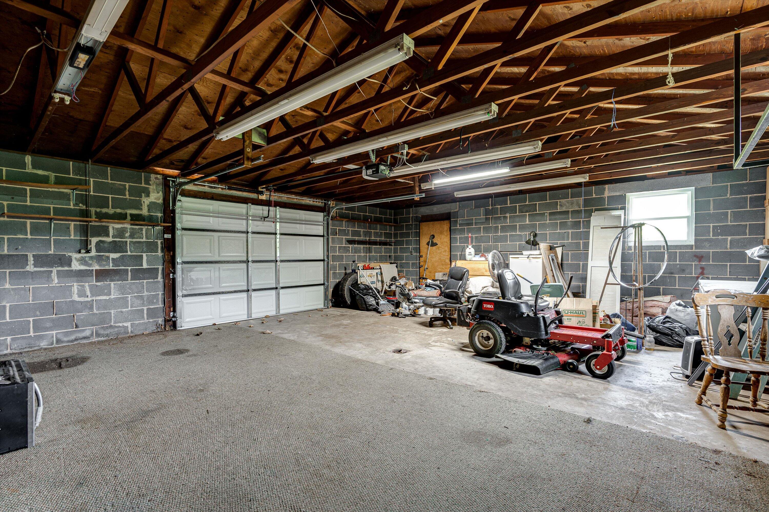 418 S Seminole Drive
