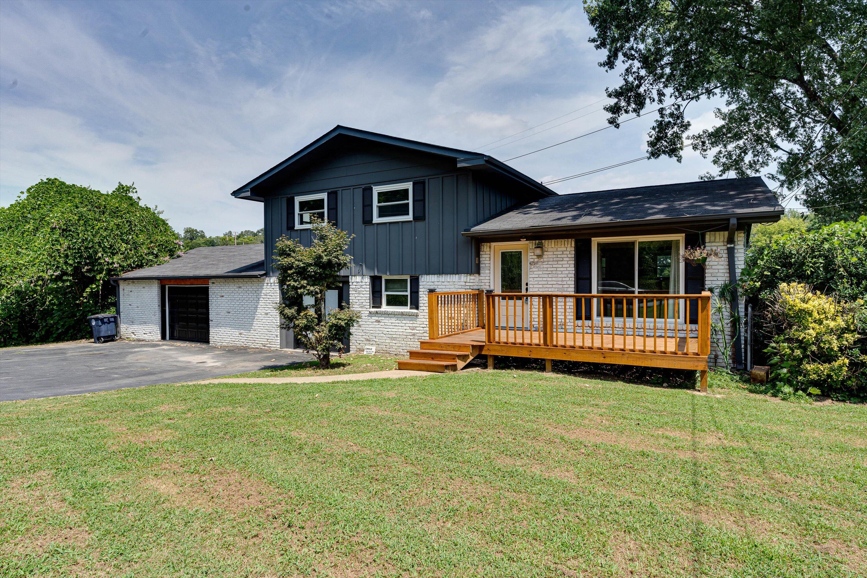 418 S Seminole Drive