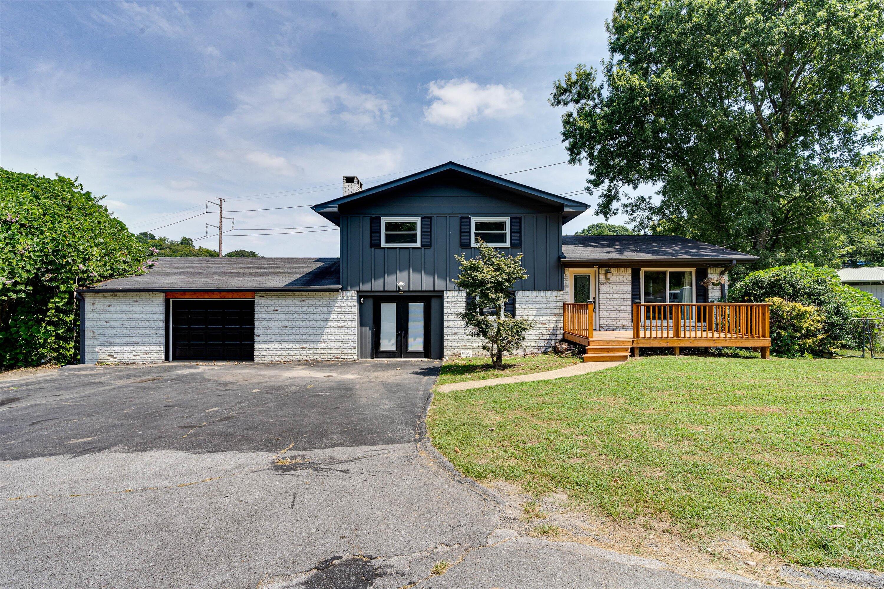 418 S Seminole Drive