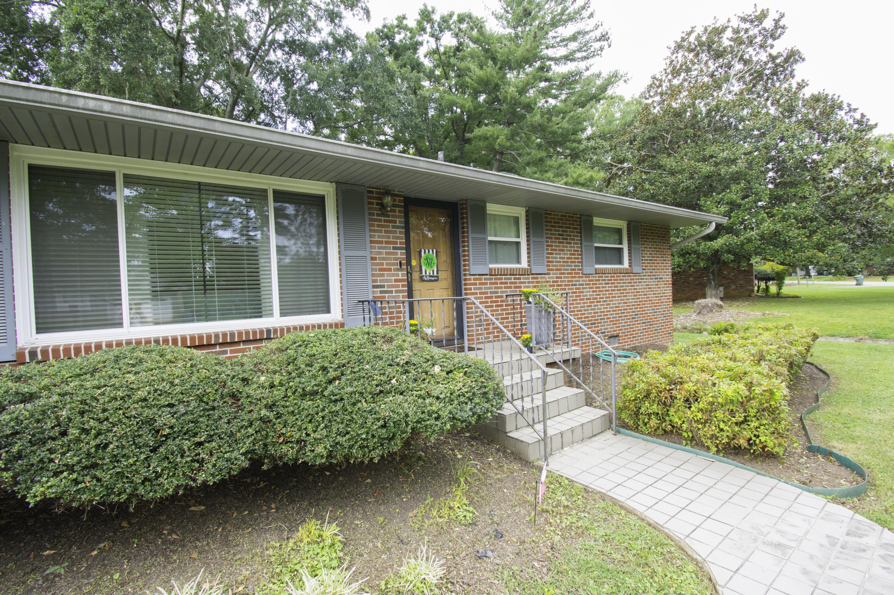 4708 Fairwood Lane