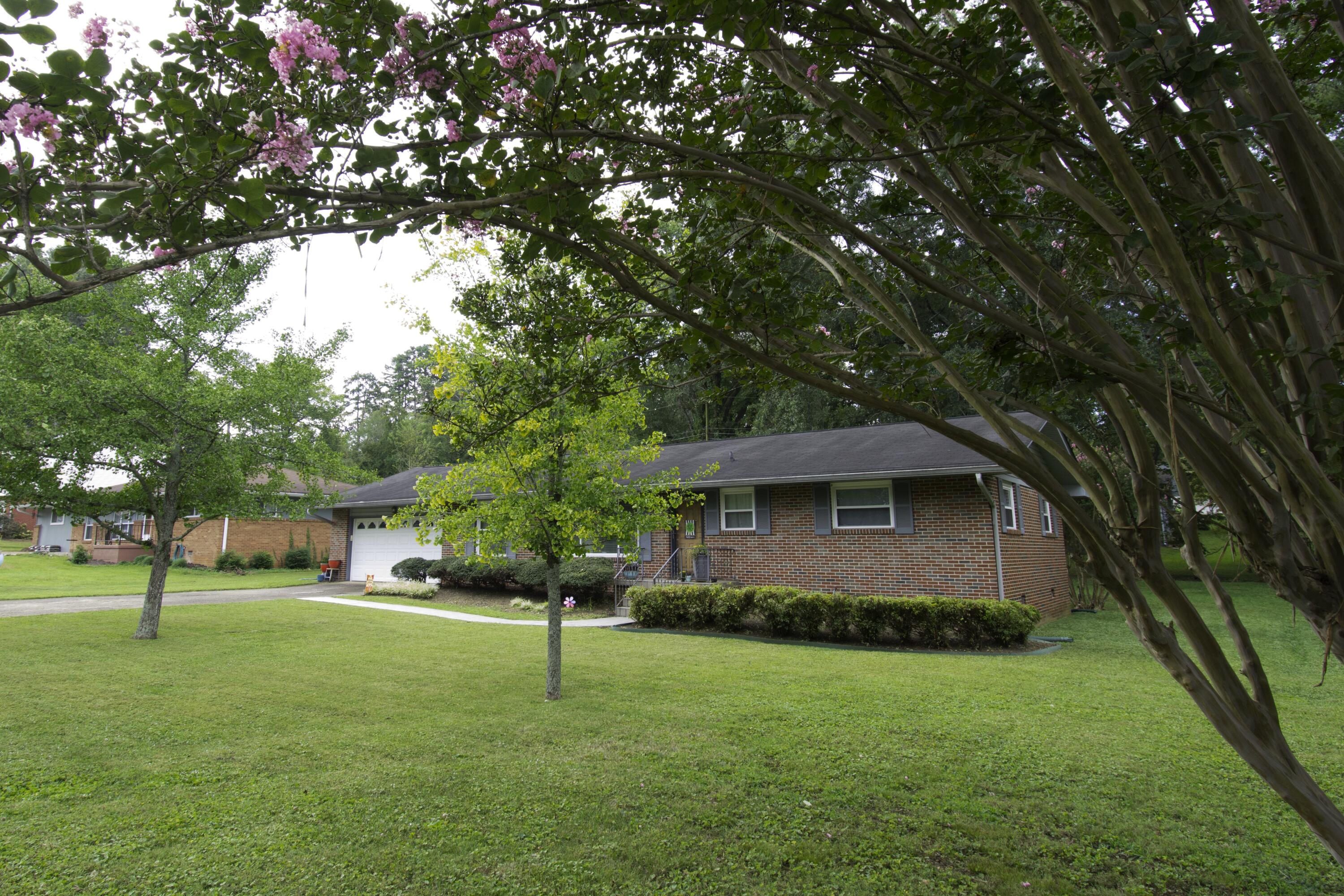 4708 Fairwood Lane