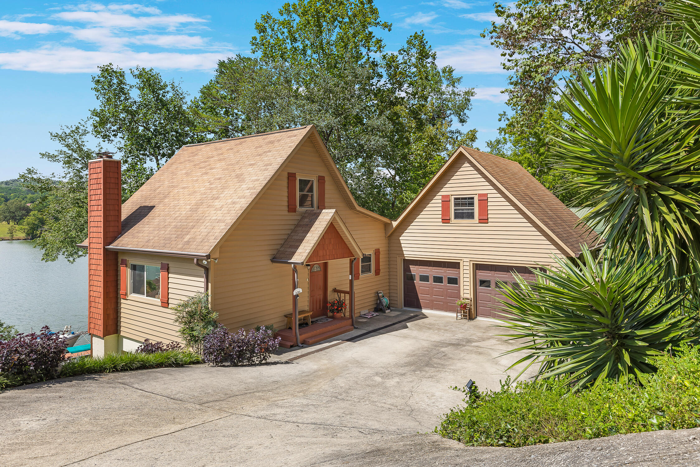 1036 Buzzard Roost Road