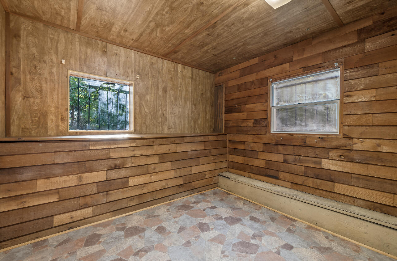 3302 Alta Vista Drive