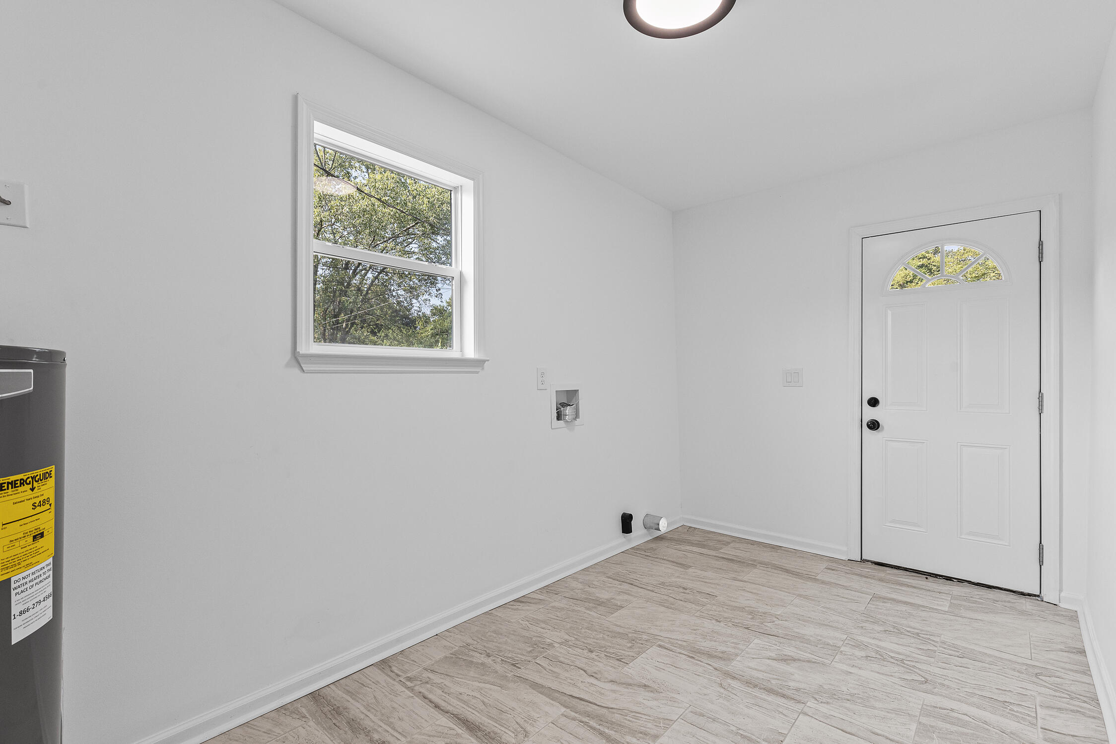 1207 Lee Avenue