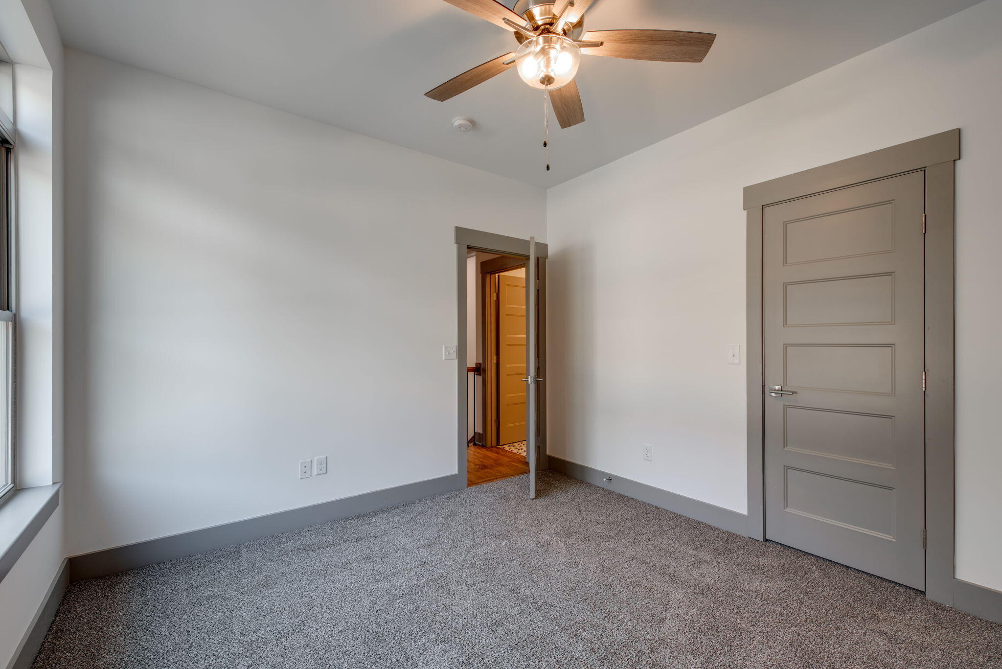 3591 Amble Way, 107
