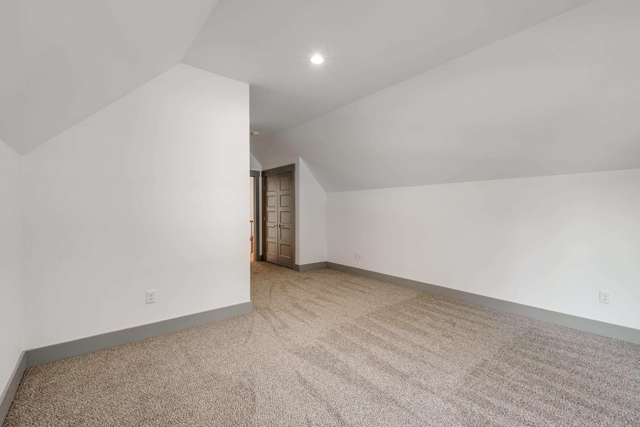 3591 Amble Way, 107
