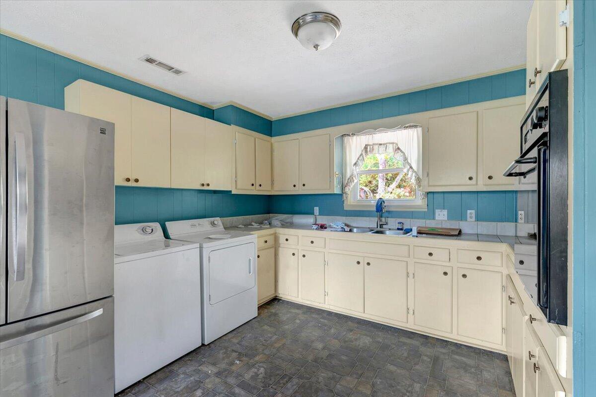 221 SE Baker Road