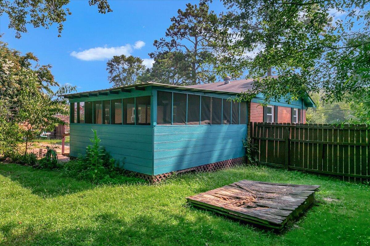 221 SE Baker Road