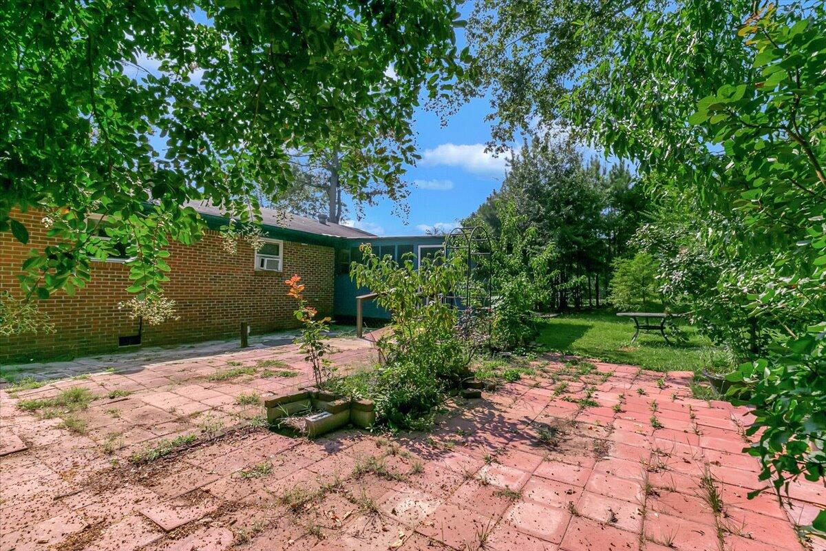 221 SE Baker Road