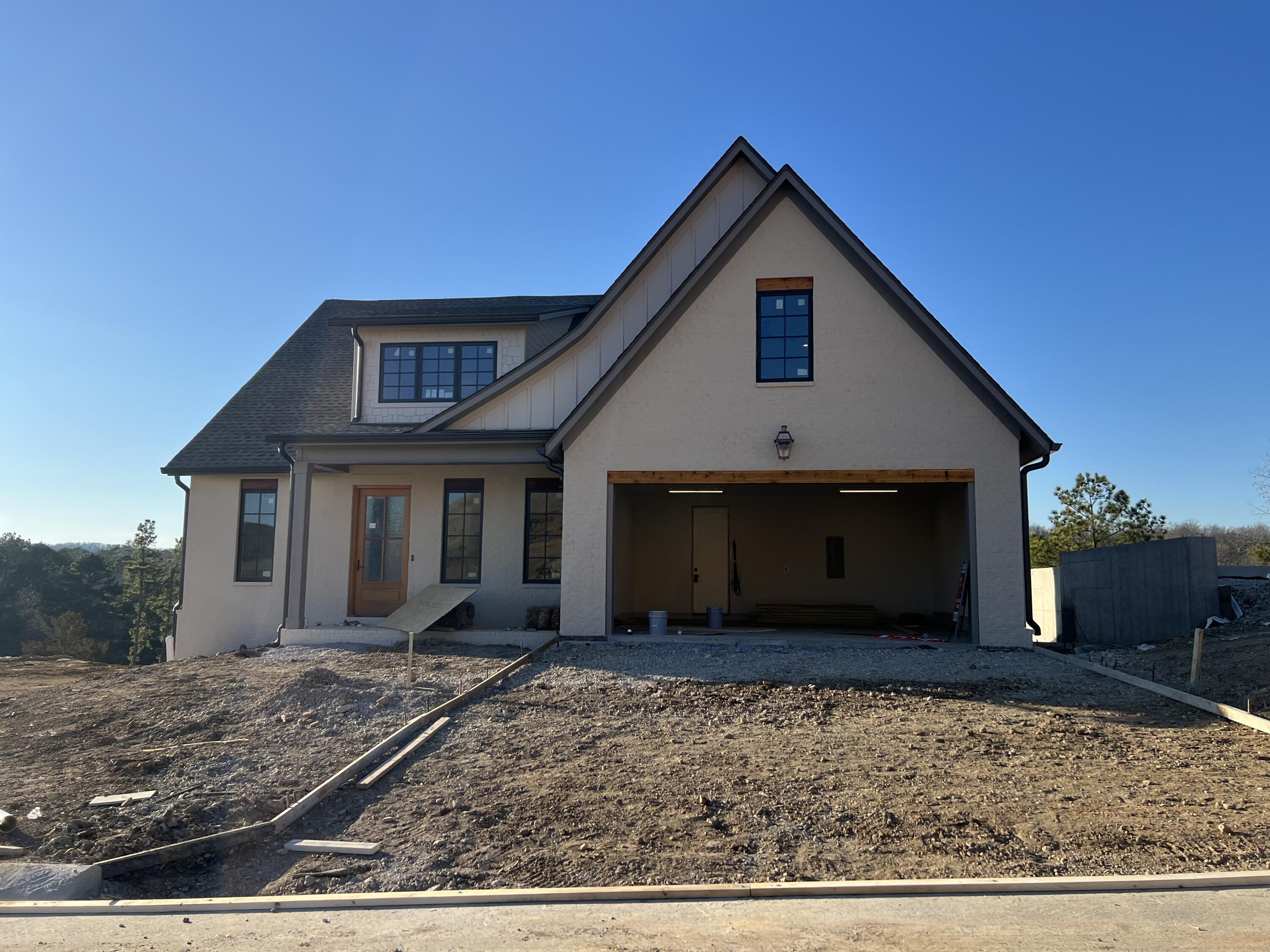 1385 London Woods Way, 19