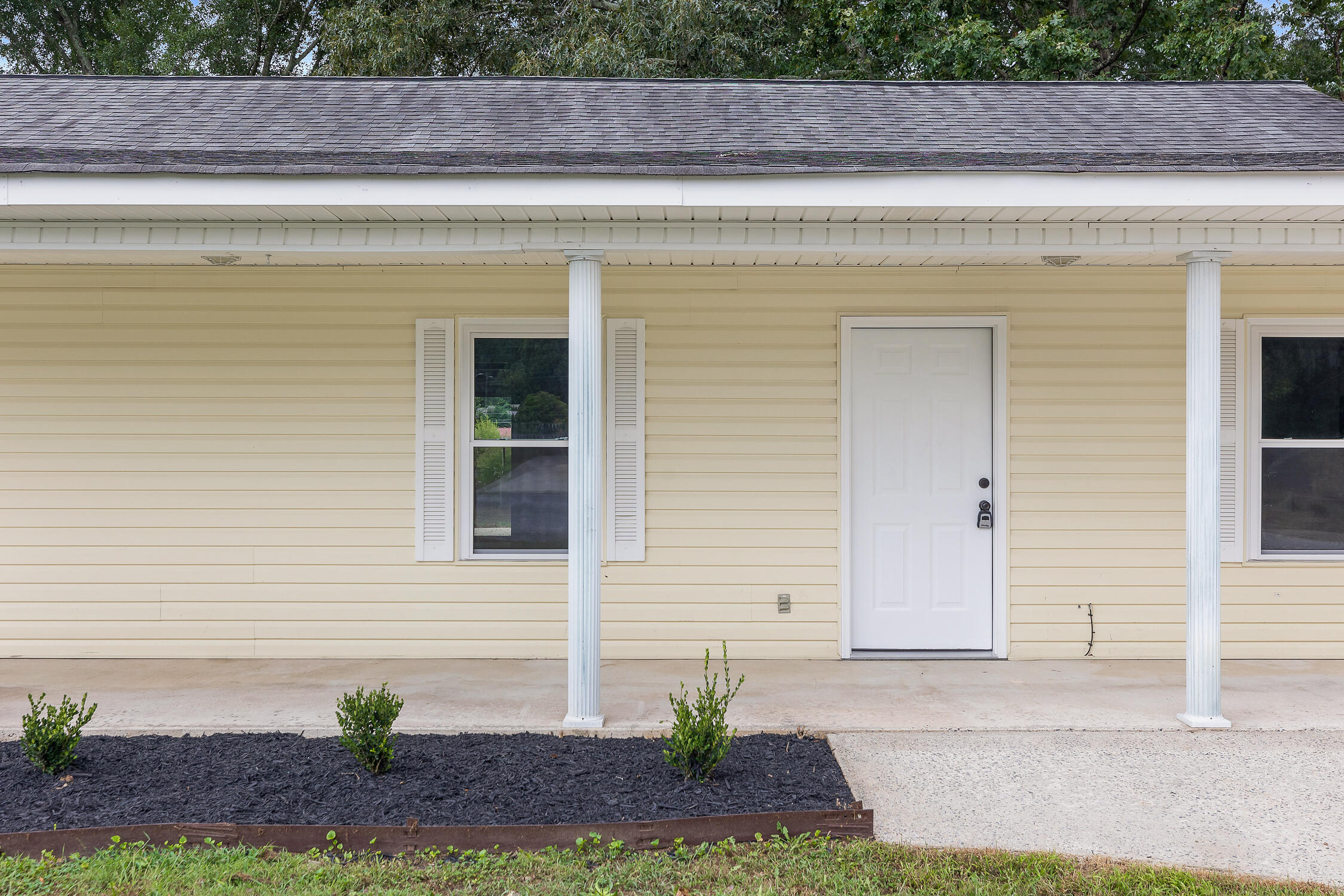 1700 Maple Place