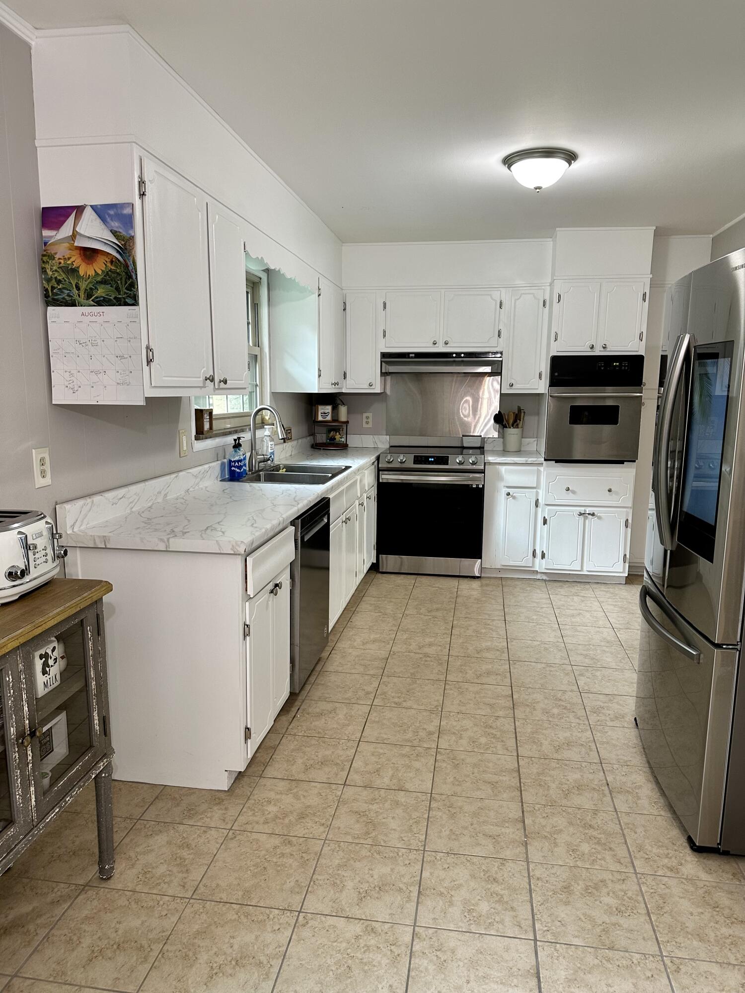 4313 Forest Plaza Drive