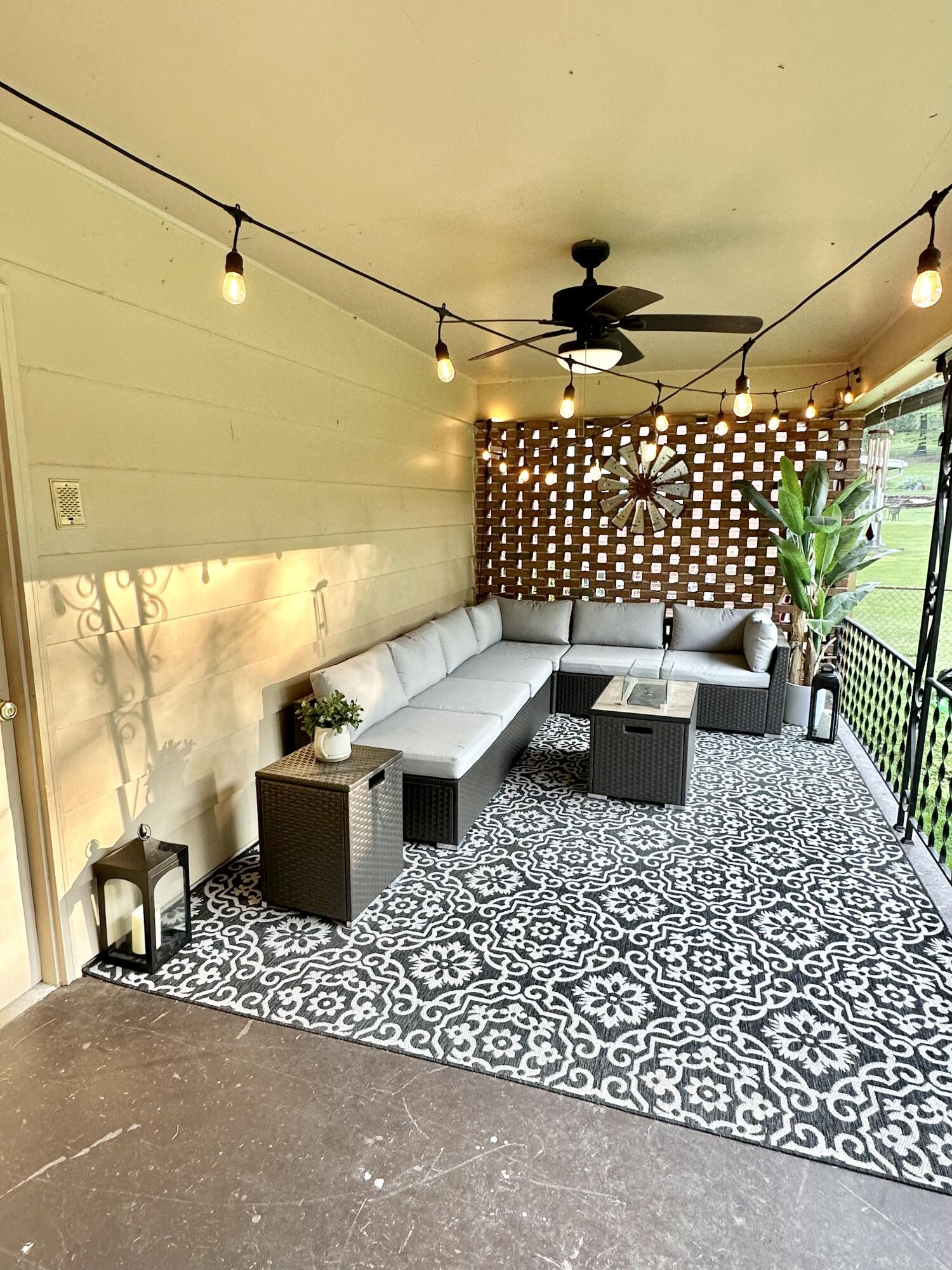 4313 Forest Plaza Drive