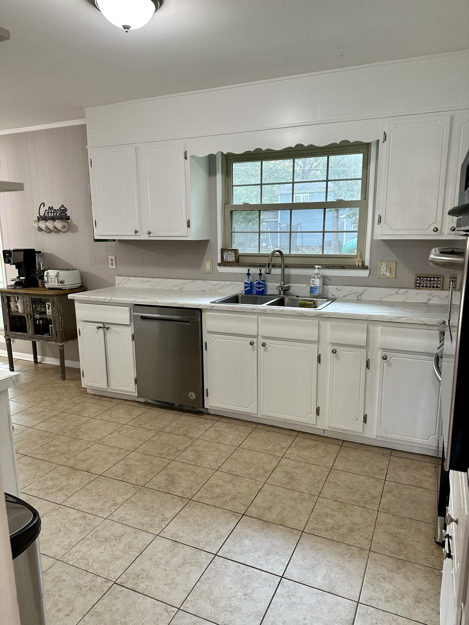 4313 Forest Plaza Drive