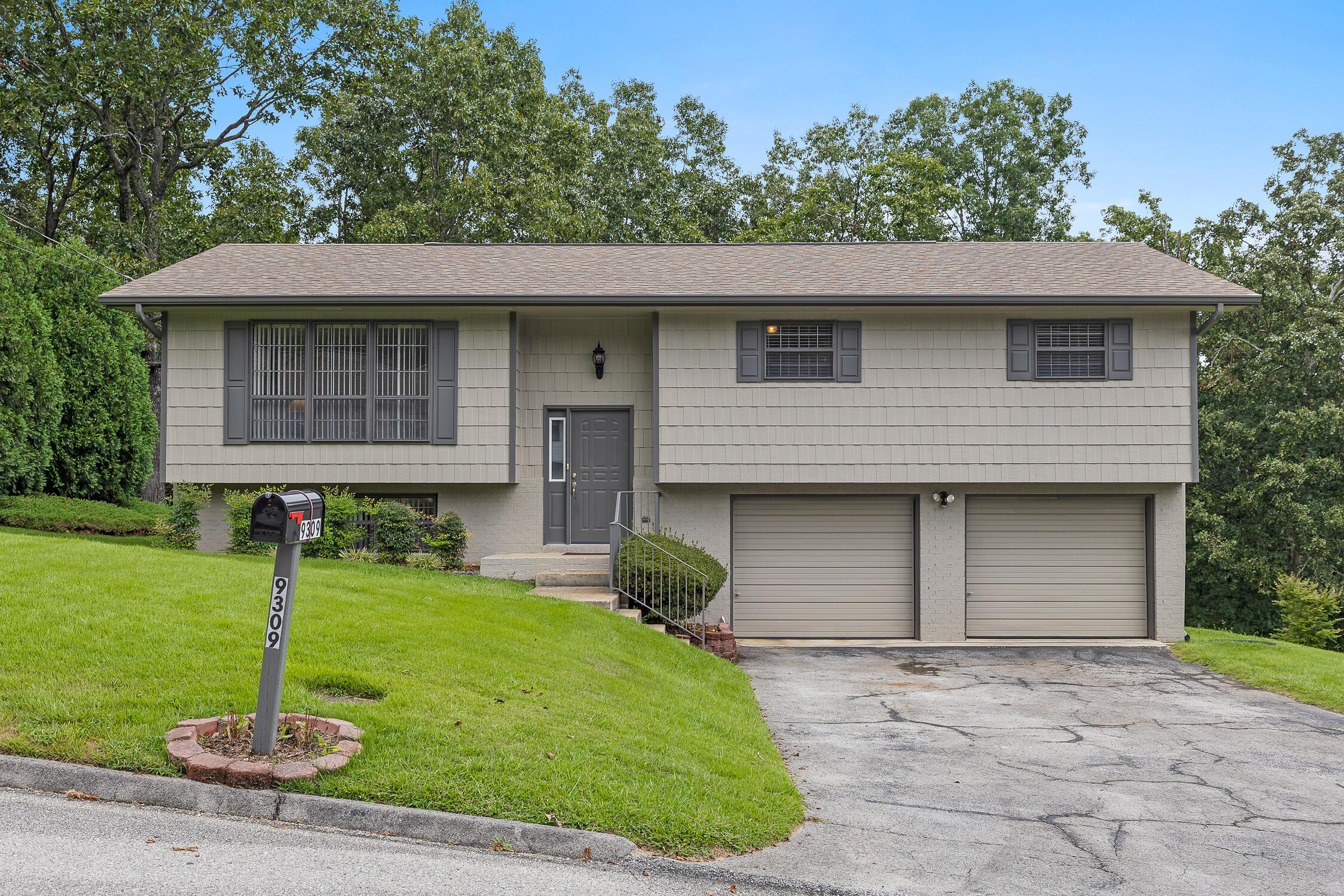 9309 Wyndover Drive