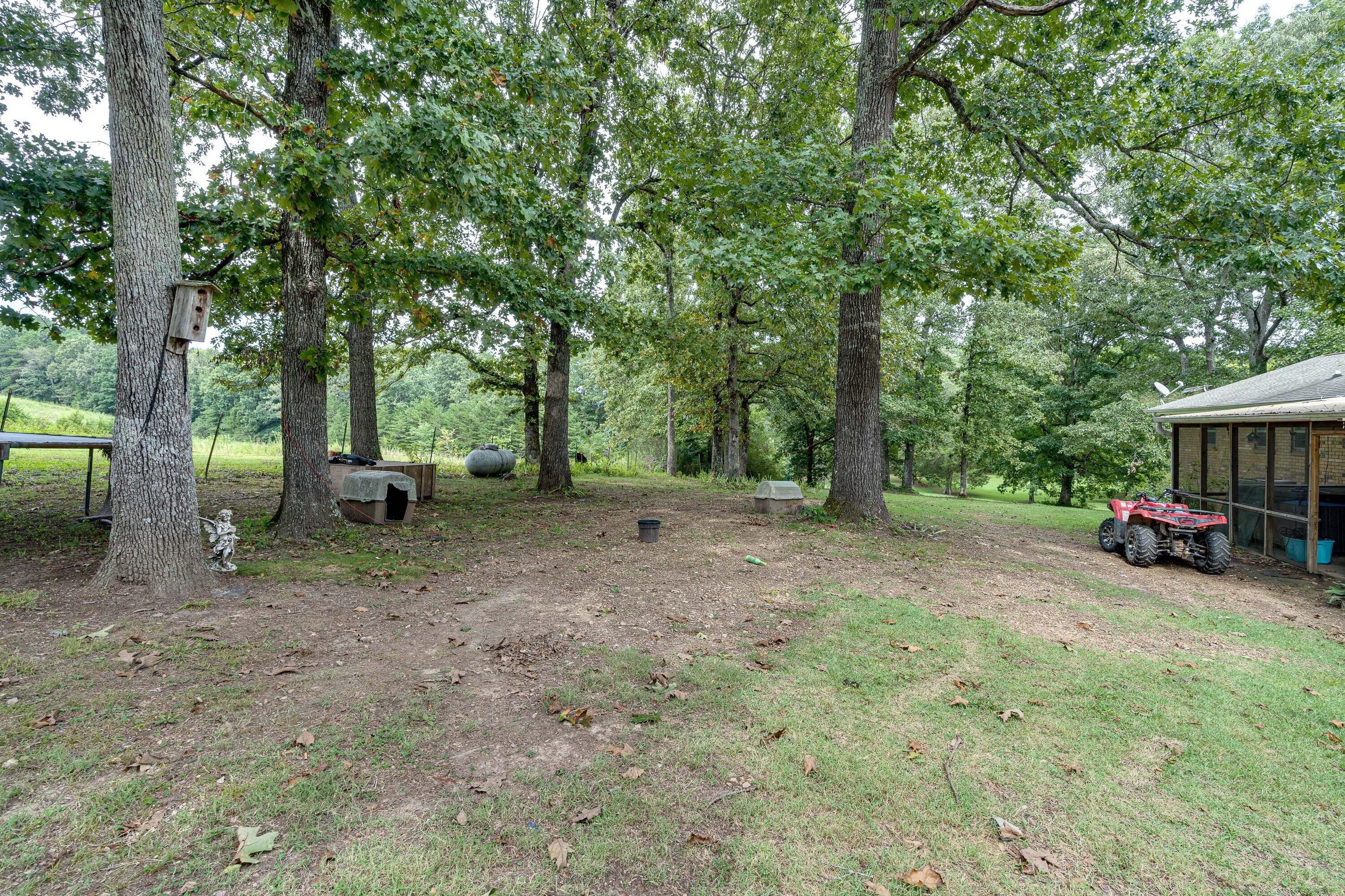 9003 Leamon Road Road, Farm