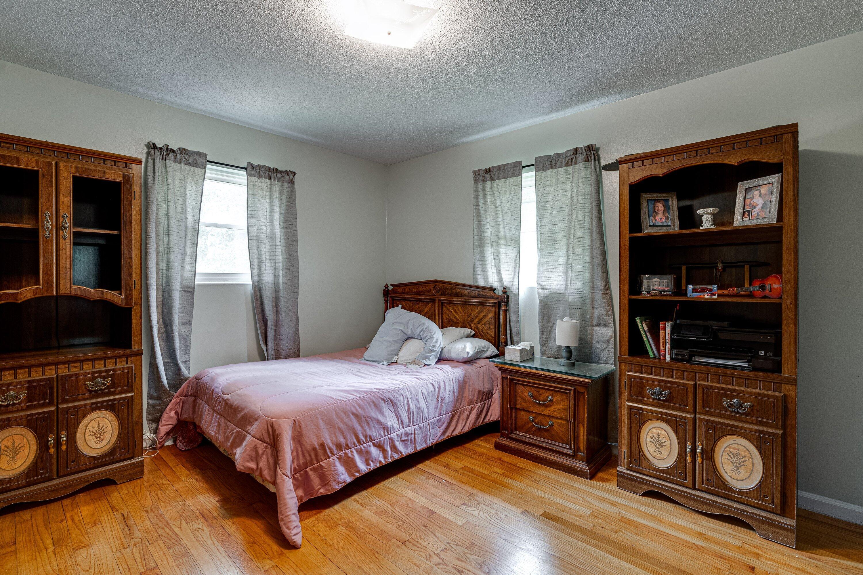 9003 Leamon Road Road, Farm