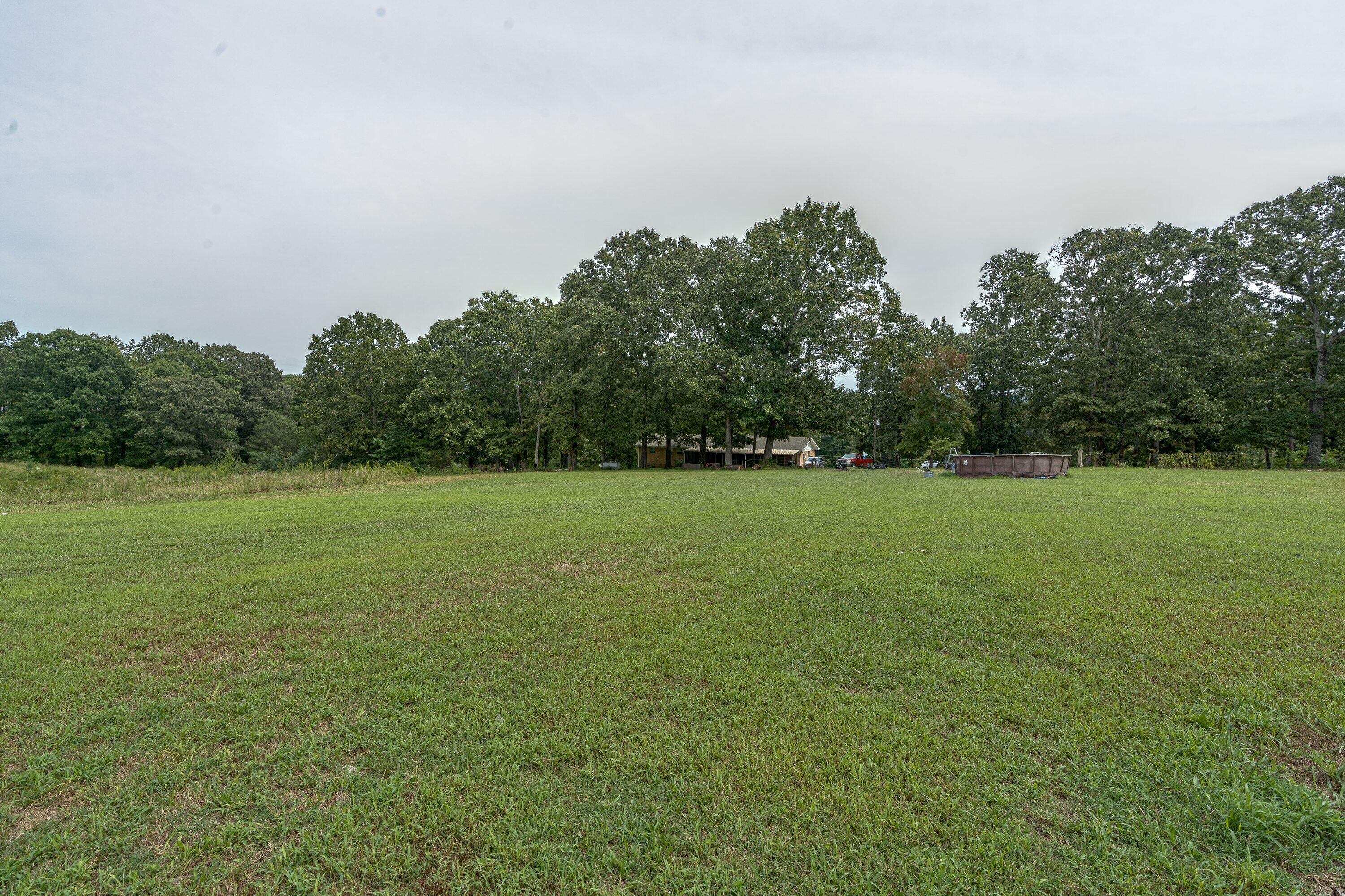 9003 Leamon Road Road, Farm
