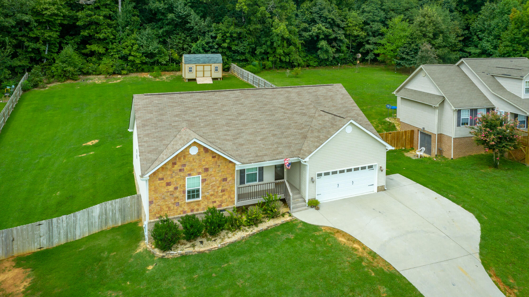 235 SE Burnt Hollow Trail