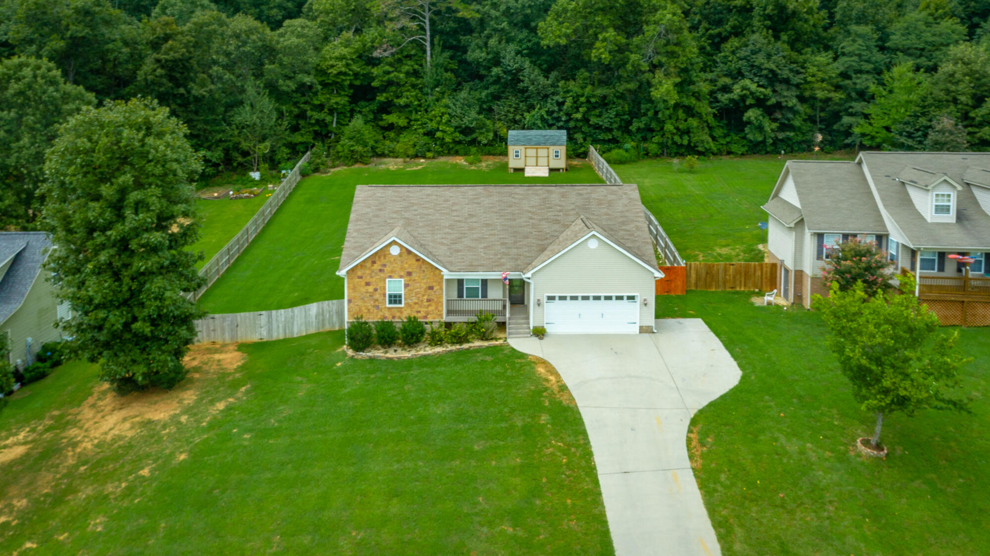 235 SE Burnt Hollow Trail