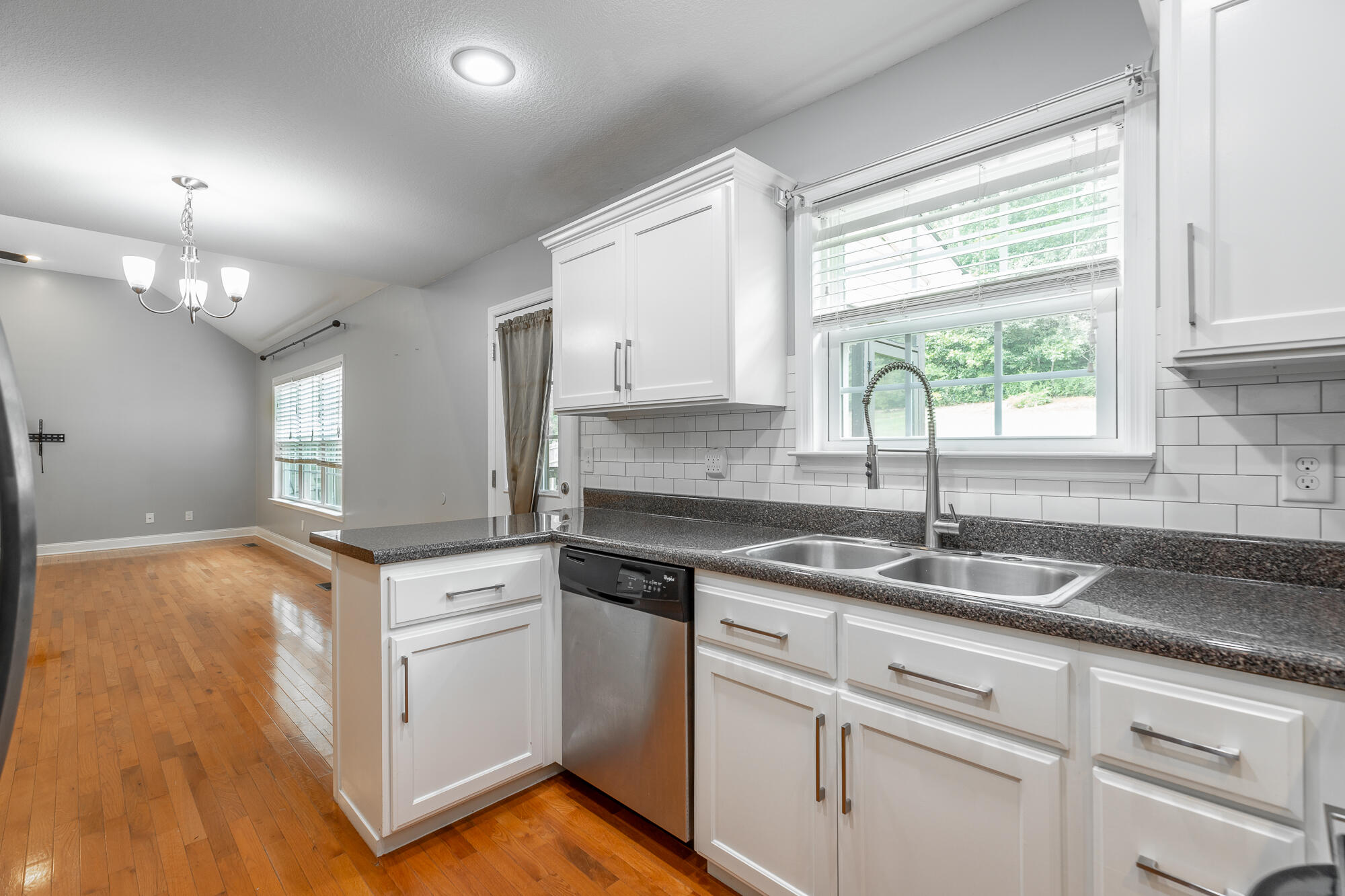 235 SE Burnt Hollow Trail