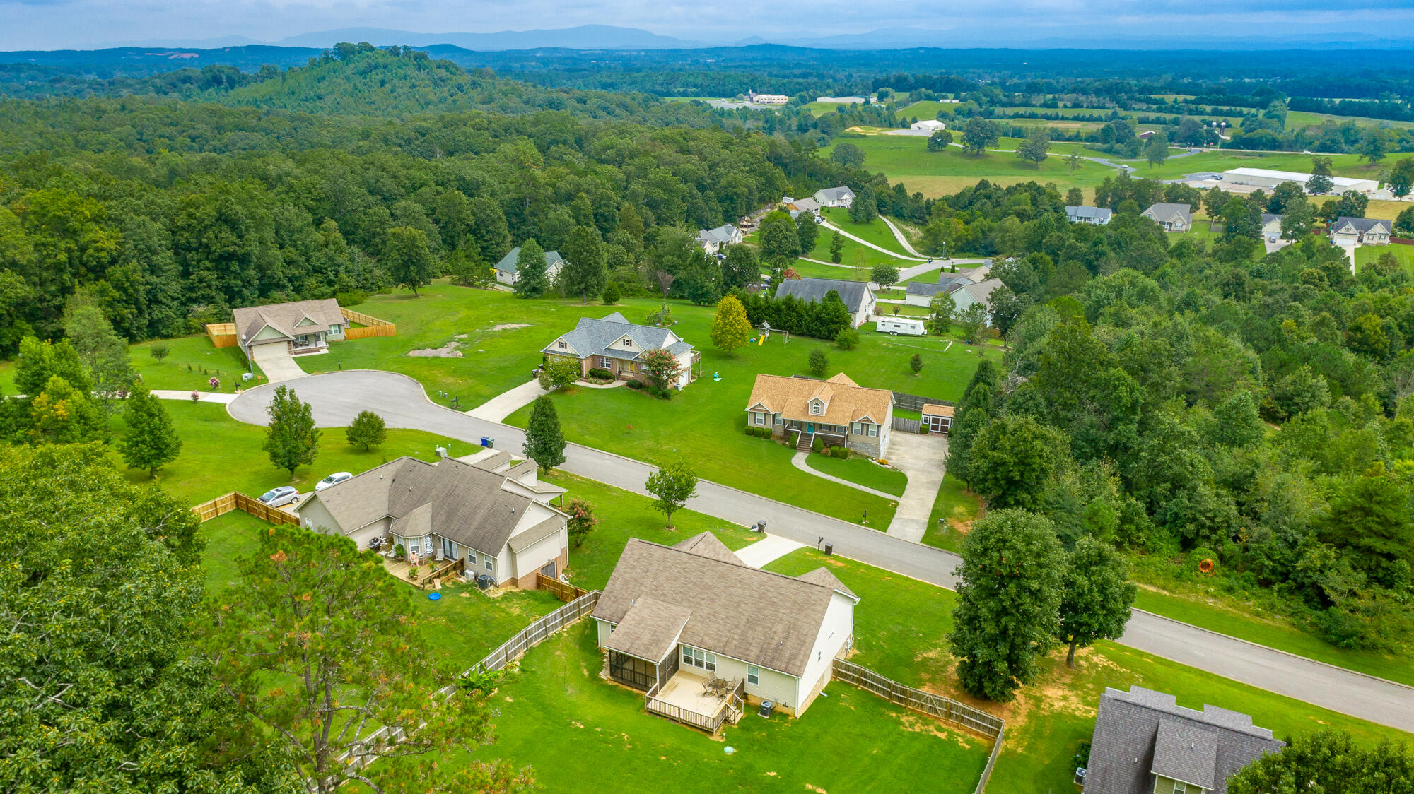 235 SE Burnt Hollow Trail