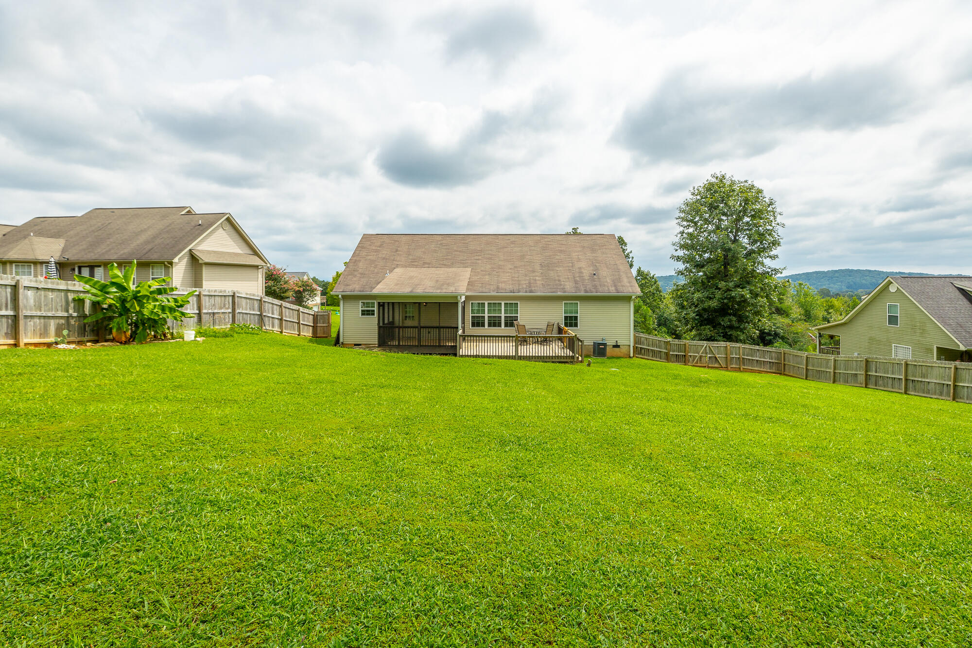 235 SE Burnt Hollow Trail