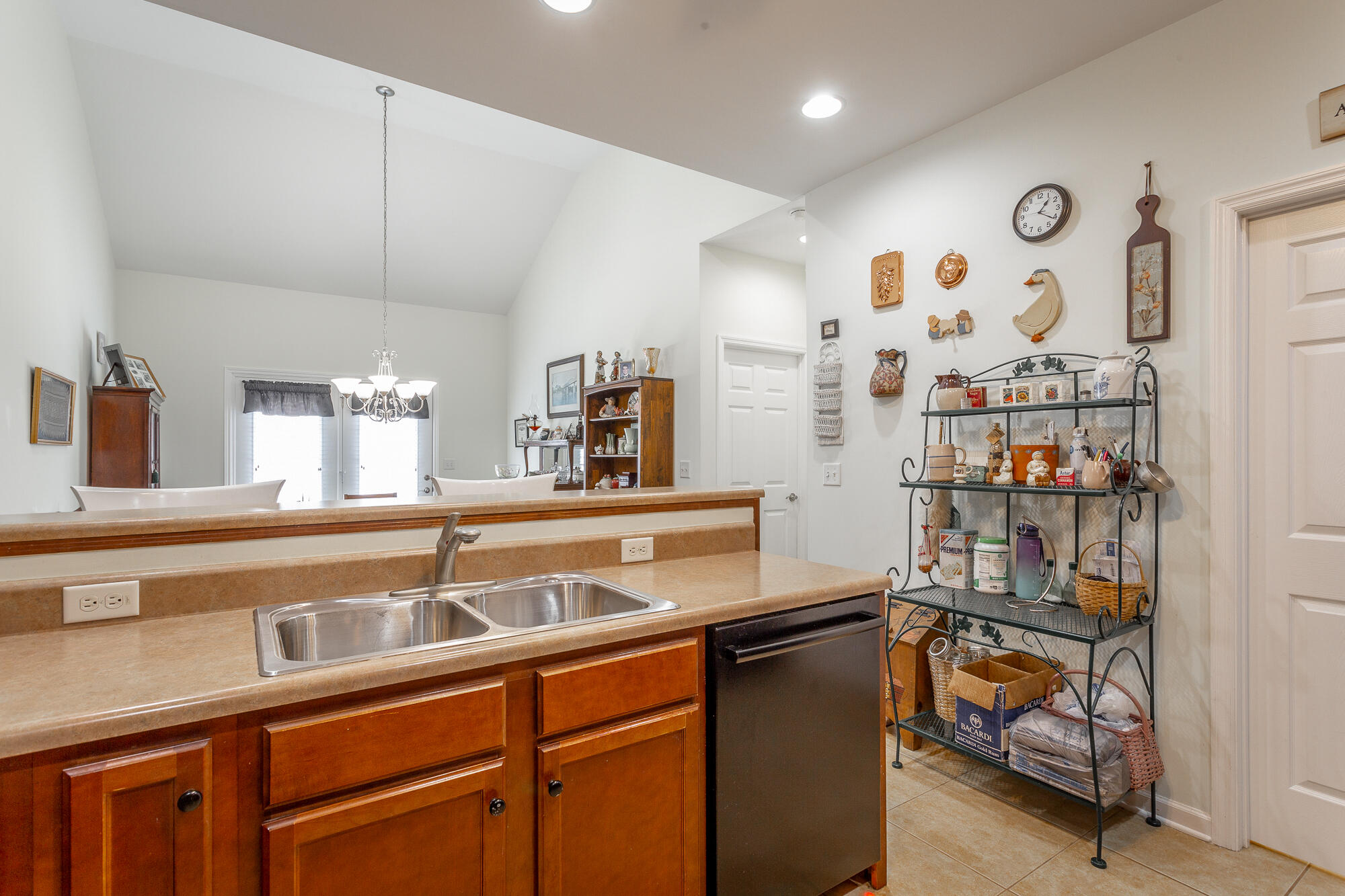 1046 Callaway Court