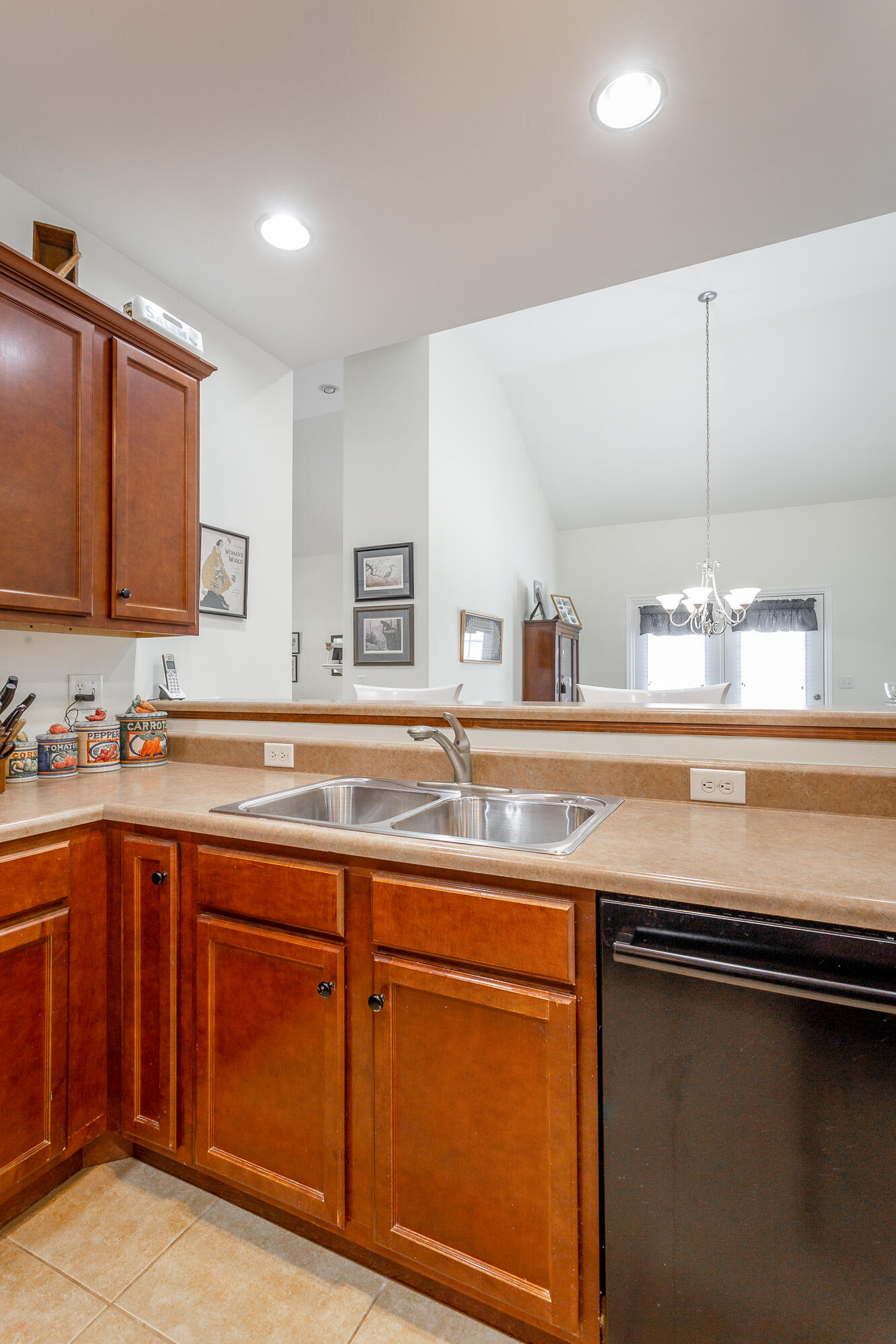 1046 Callaway Court