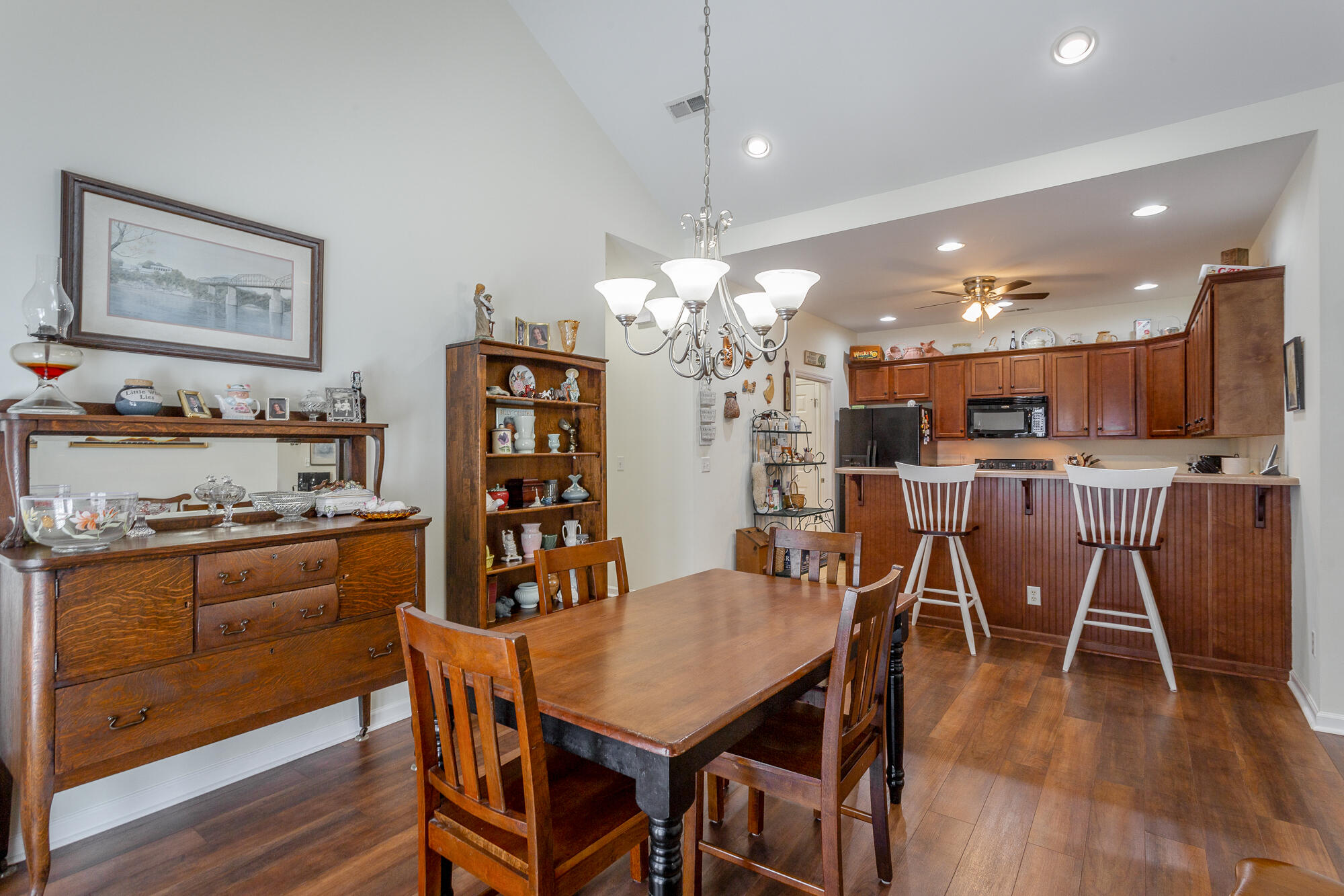 1046 Callaway Court