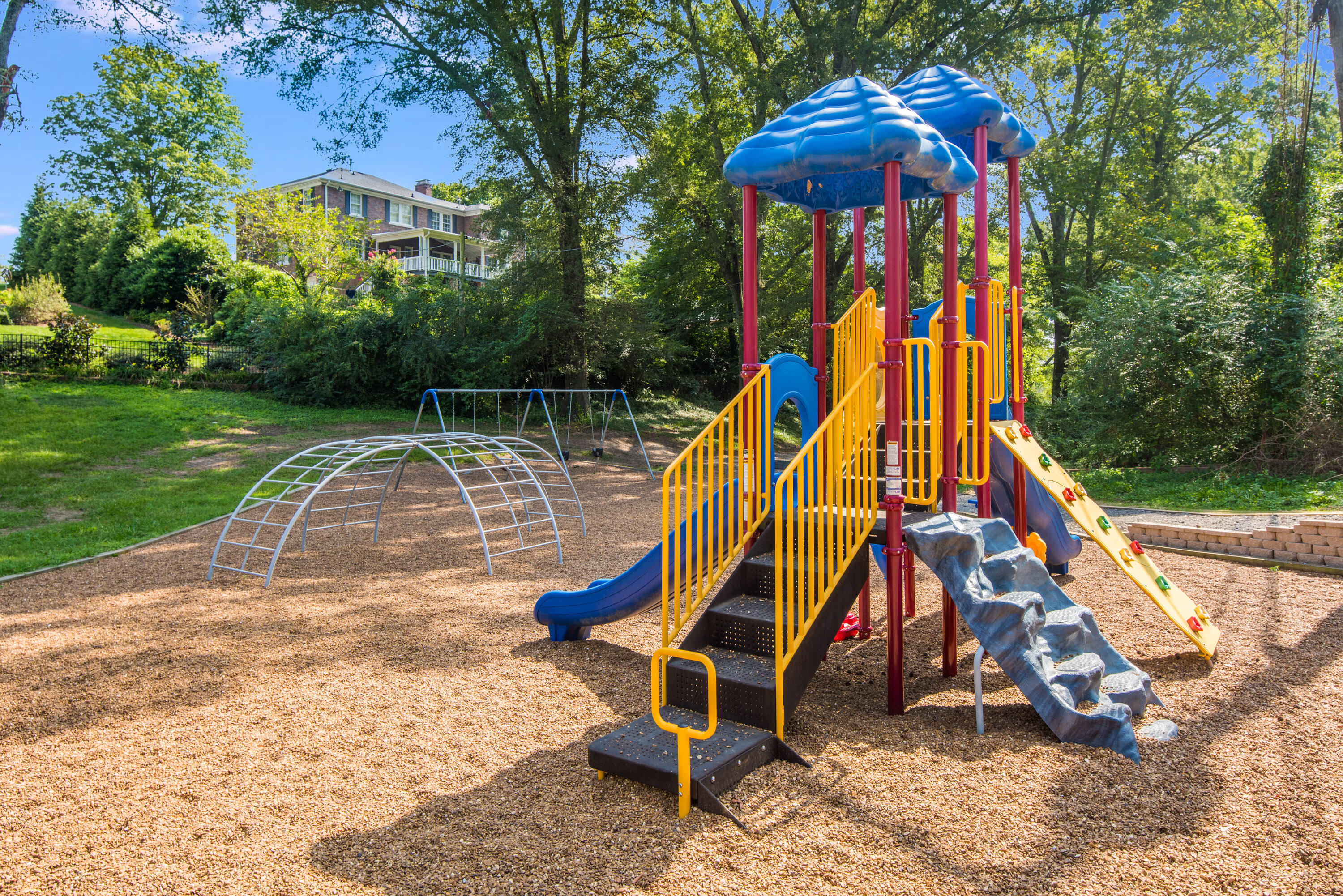 7 Crescent Park