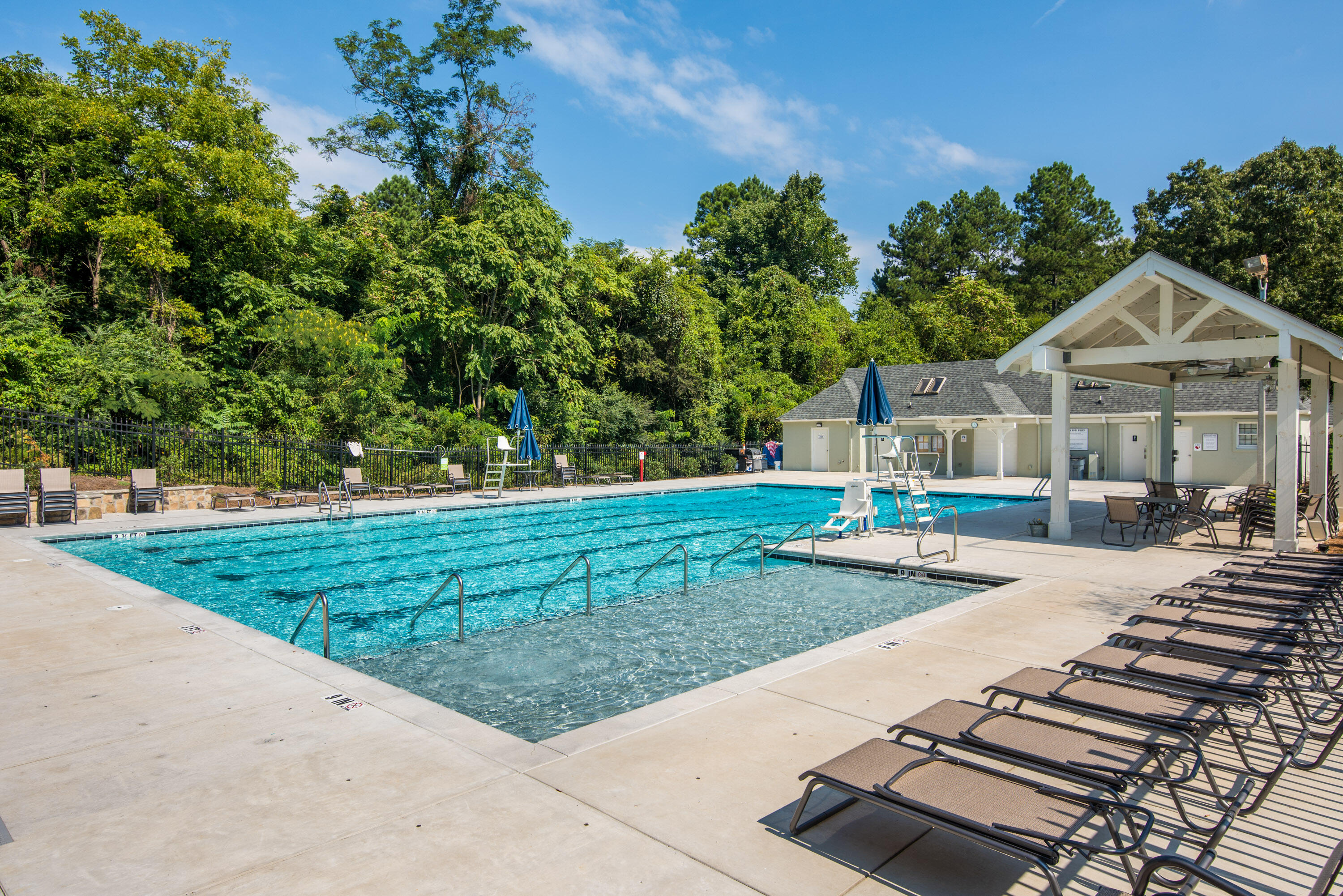 7 Crescent Park