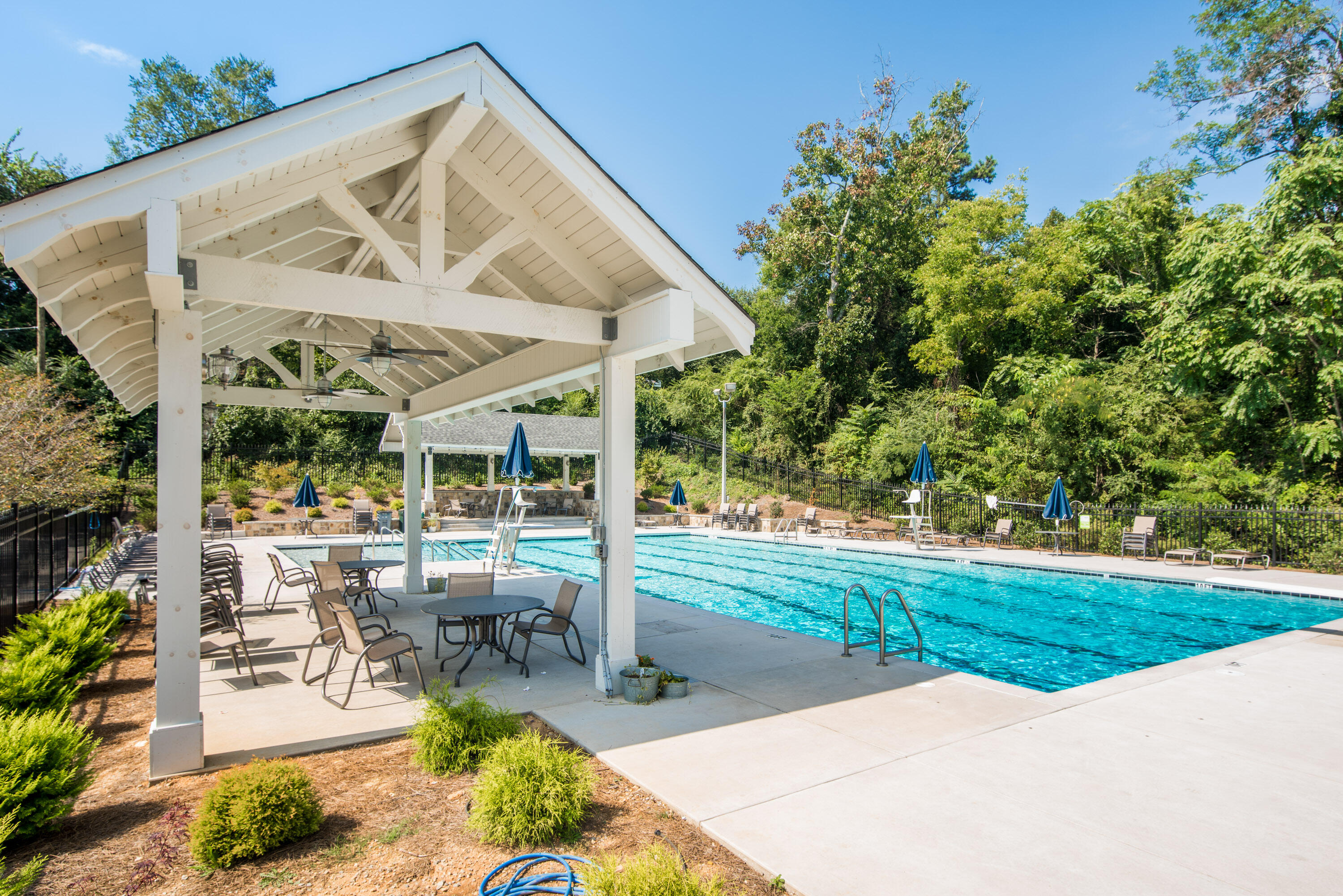 7 Crescent Park