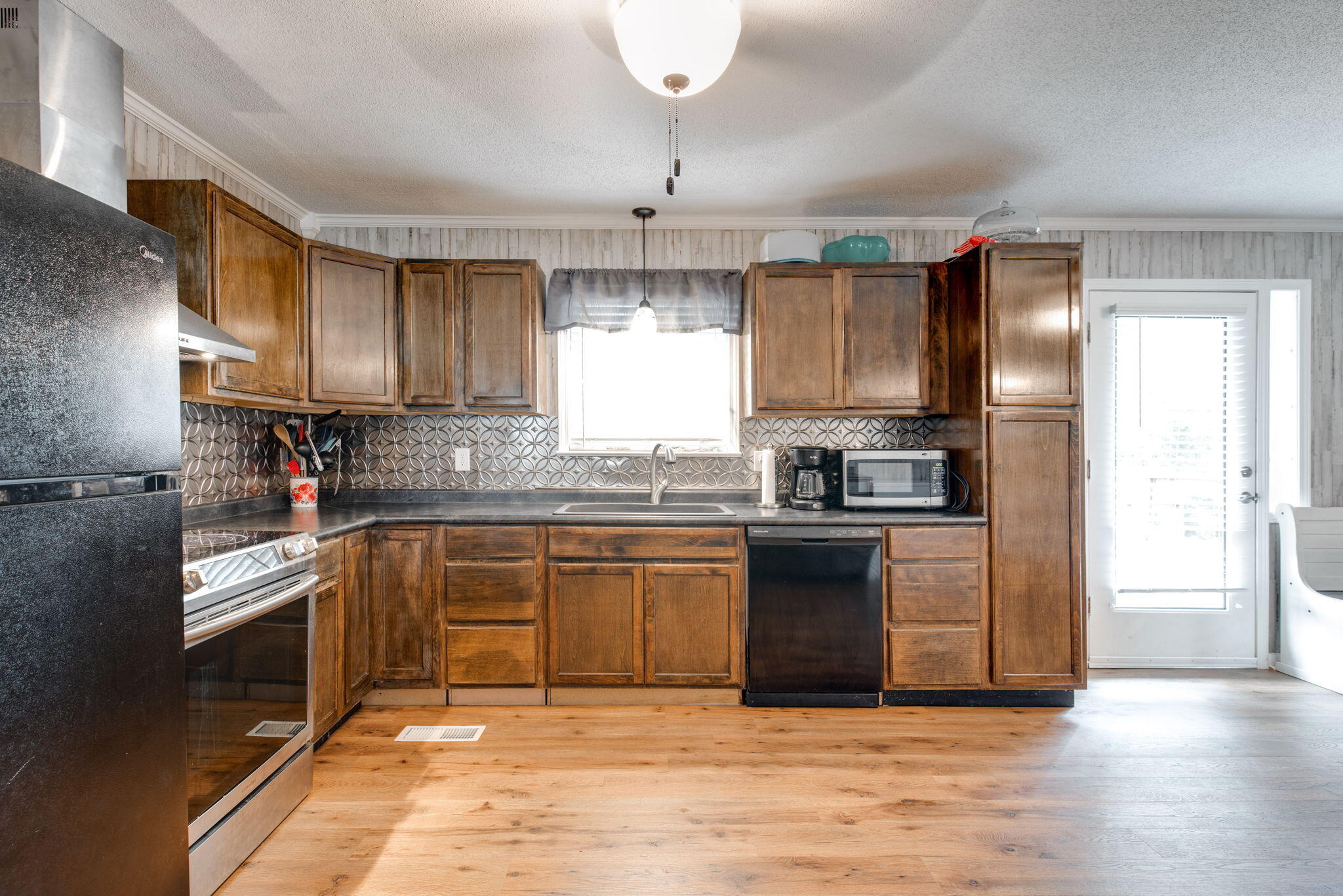 2645 NW Alvin Court