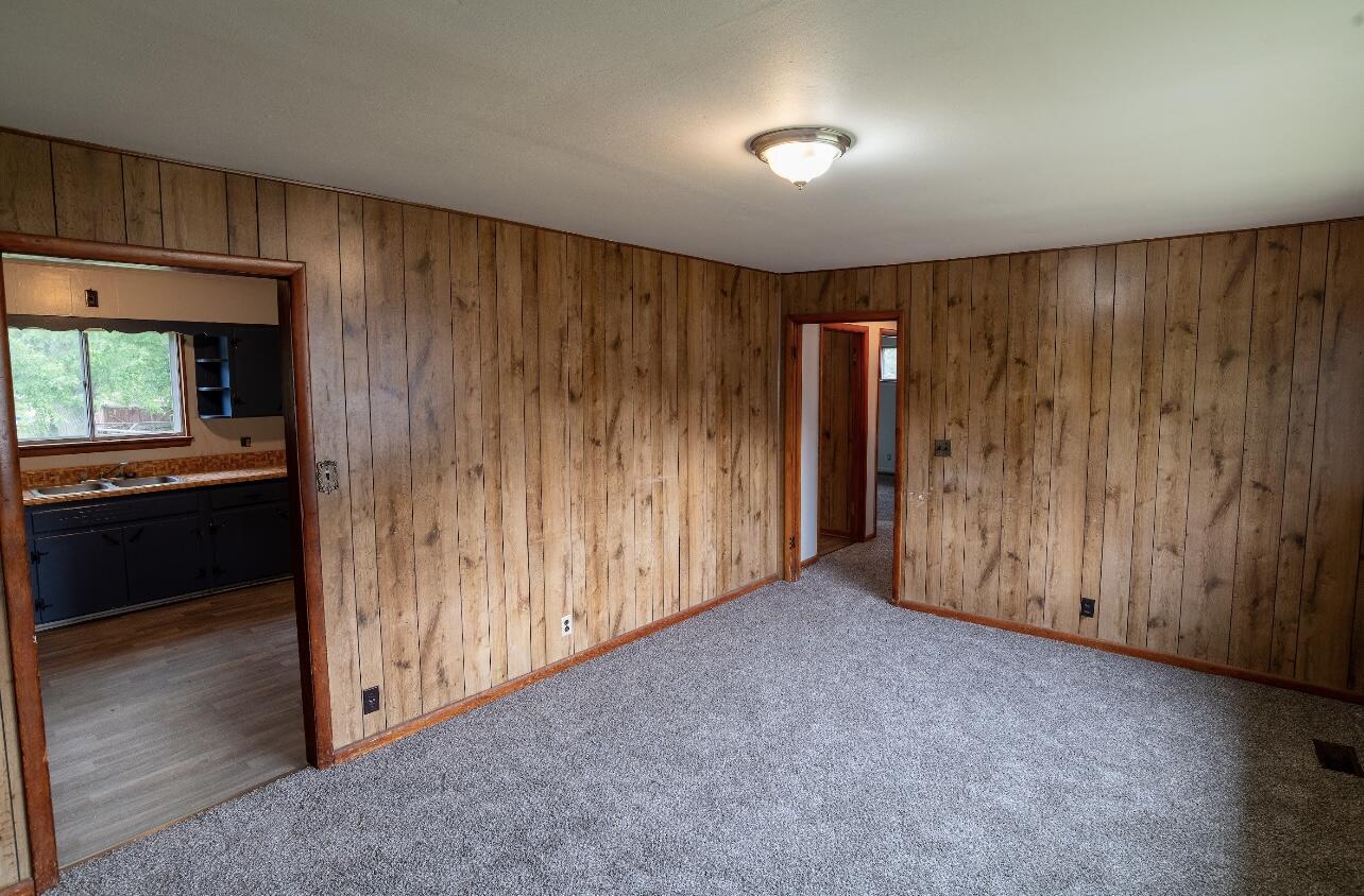 1308 E Sherry Drive