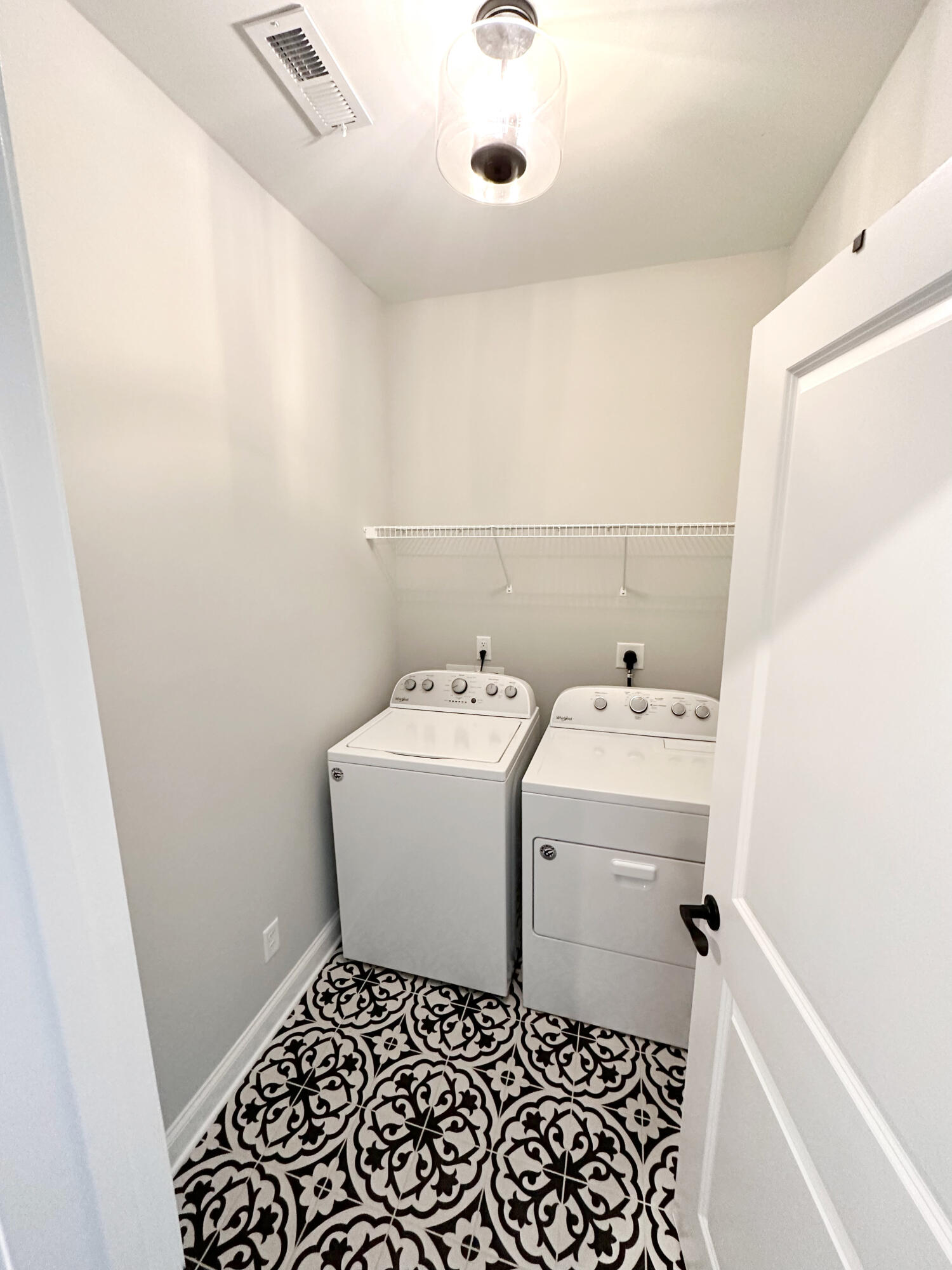 5825 Amber Valley Lane