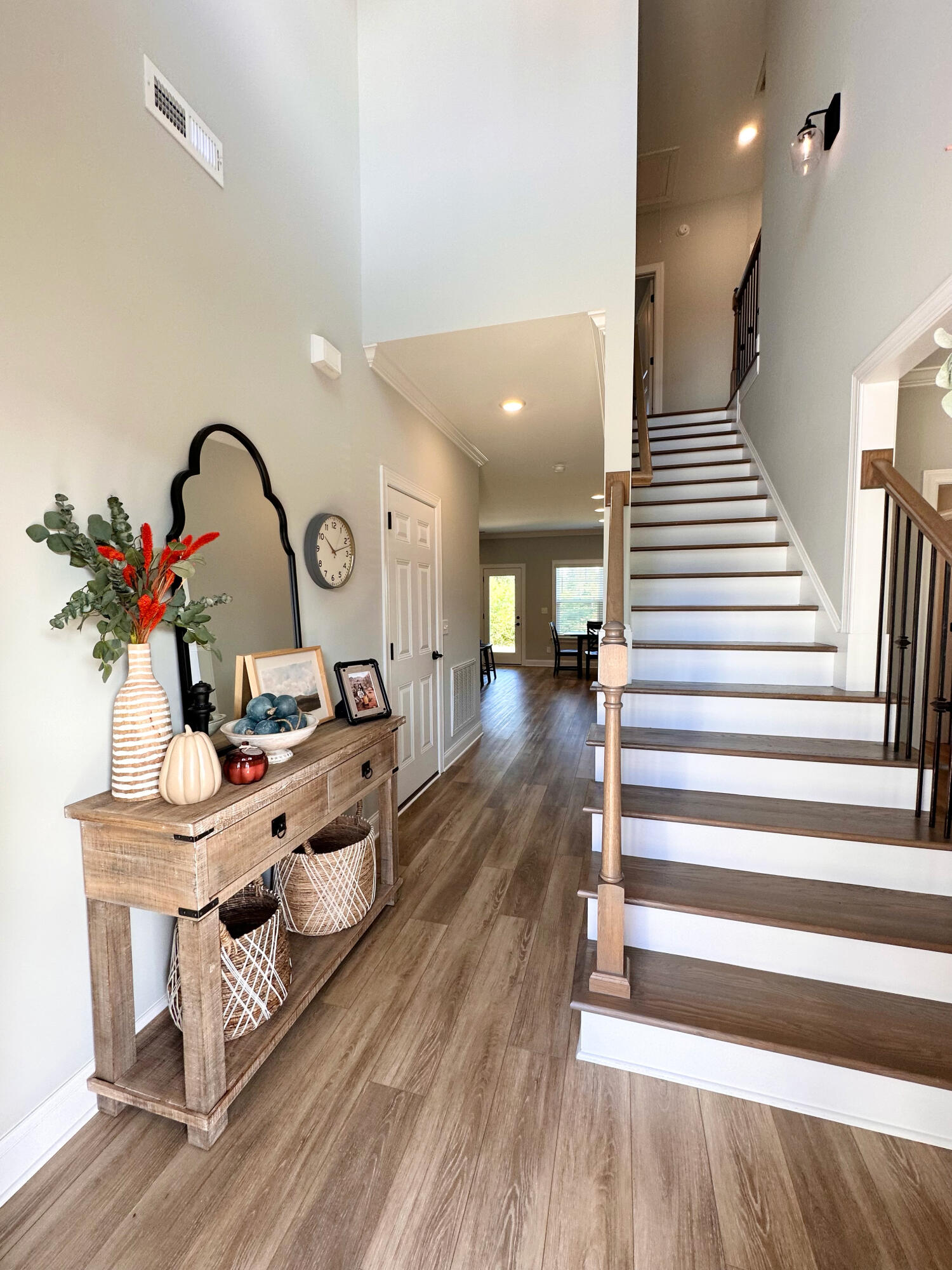 5825 Amber Valley Lane
