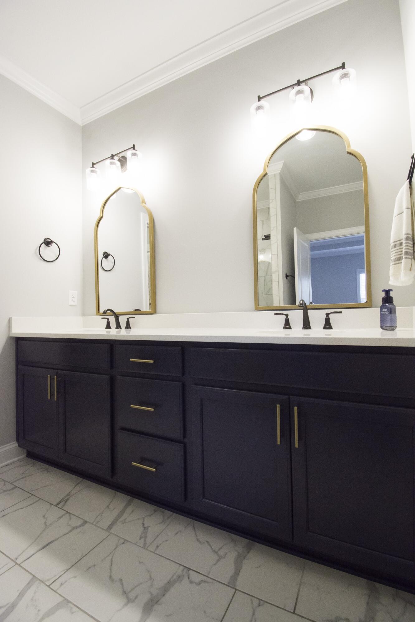 5825 Amber Valley Lane