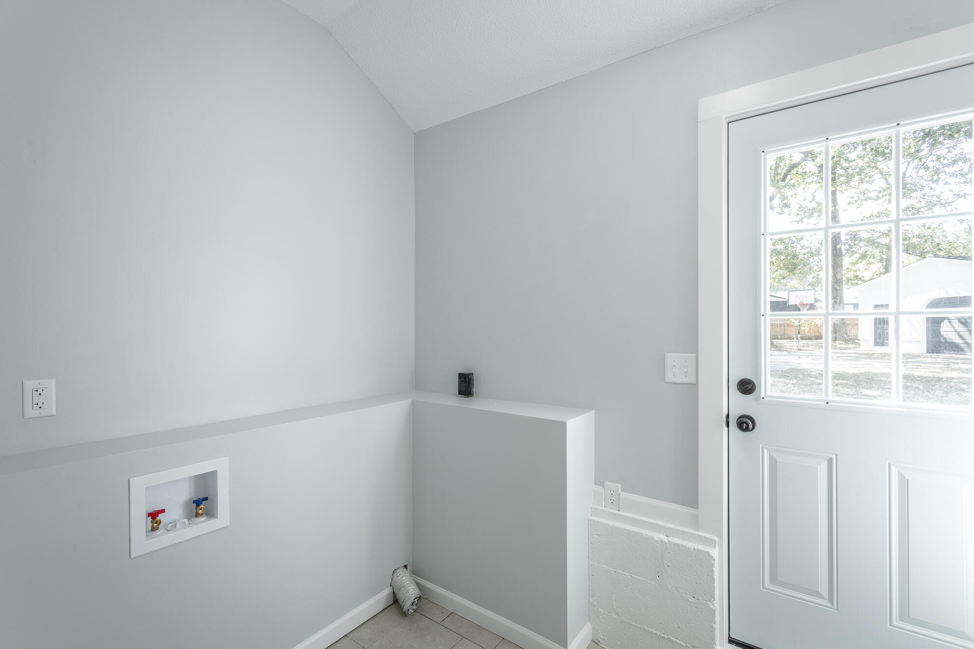 118 Tanforan Drive