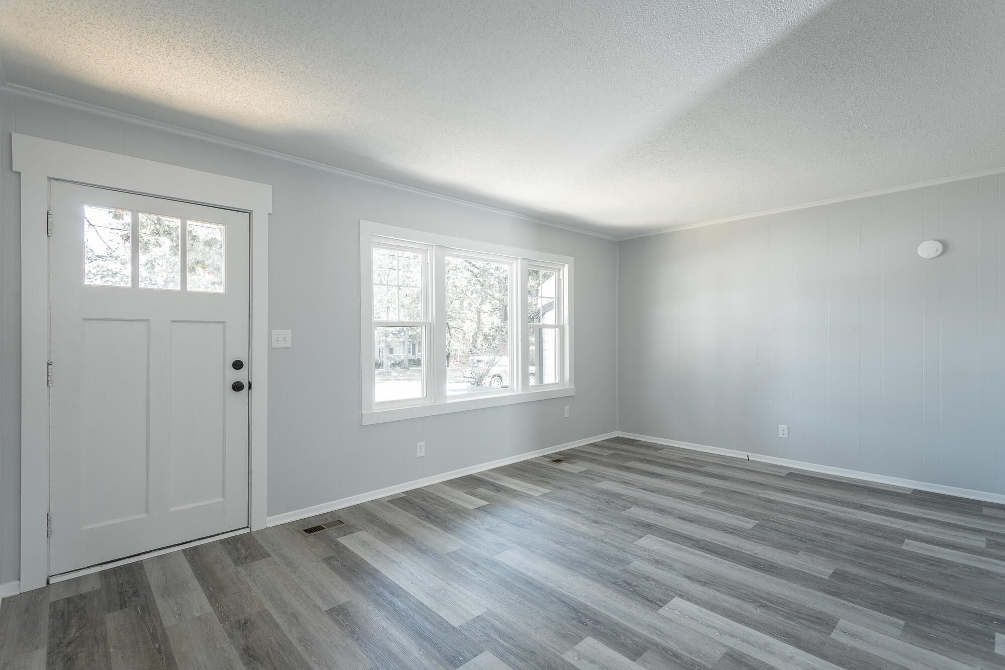 118 Tanforan Drive