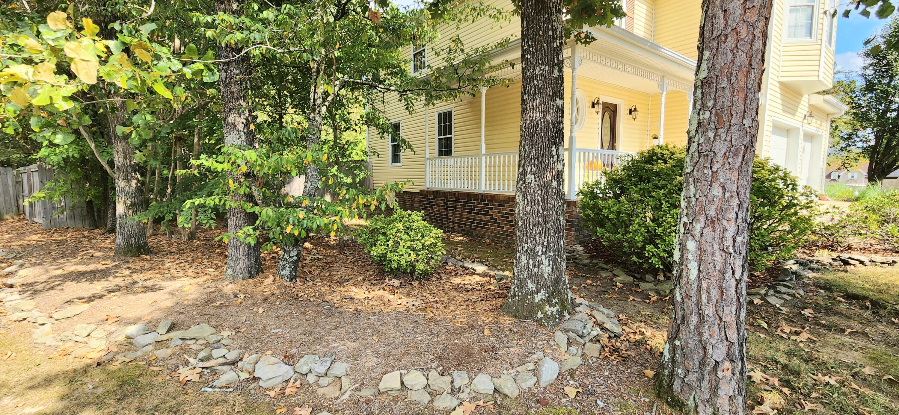 2428 Charleston Square
