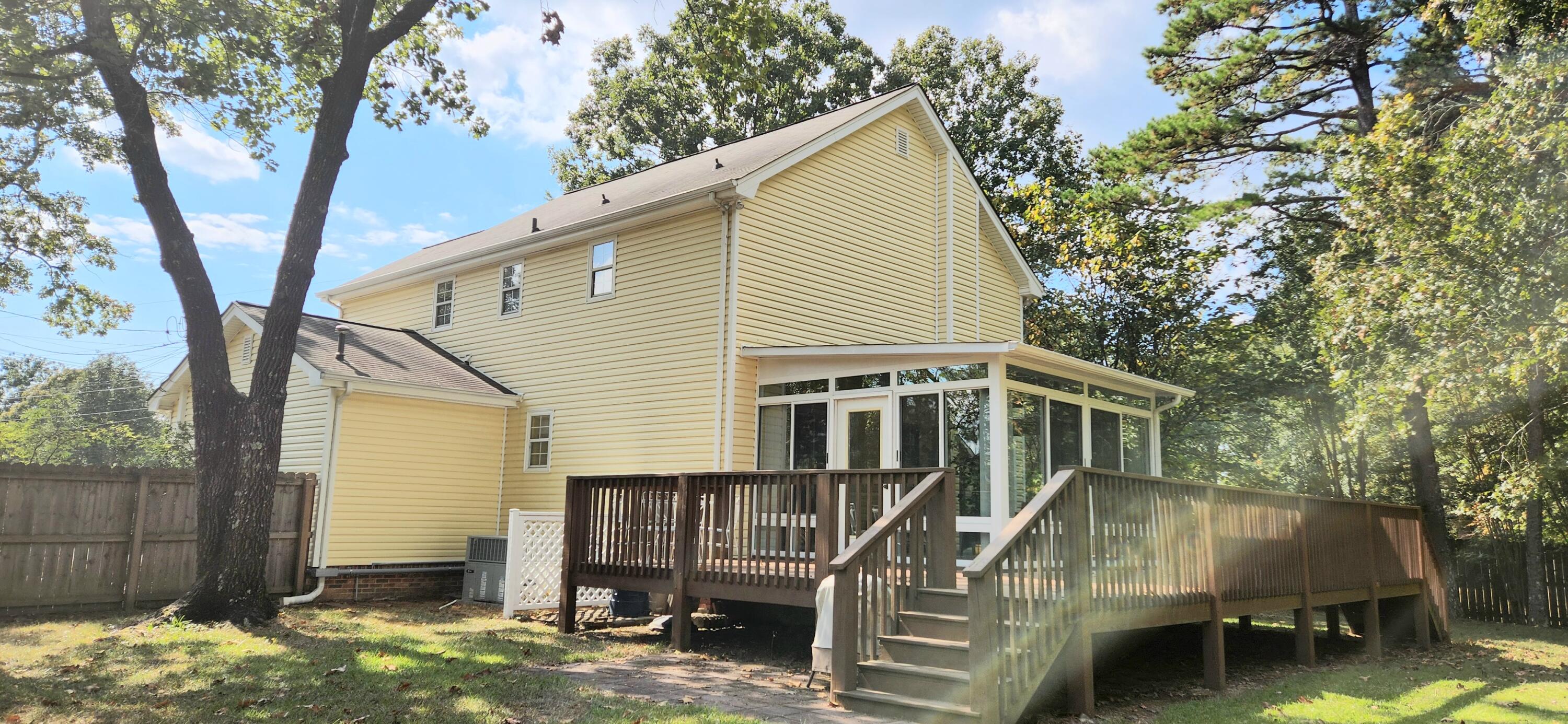 2428 Charleston Square