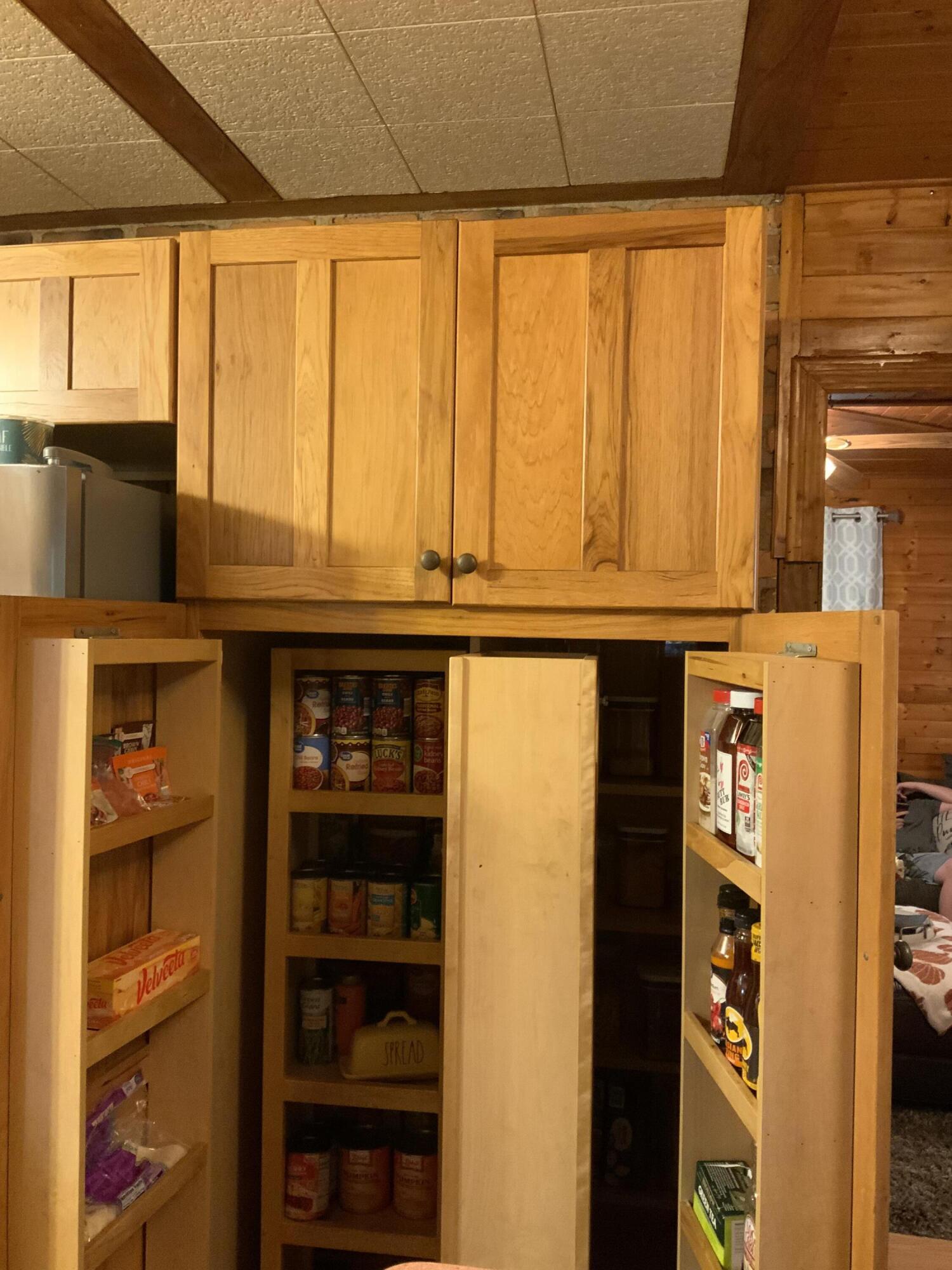 110 S Oakland Drive, LaFayette