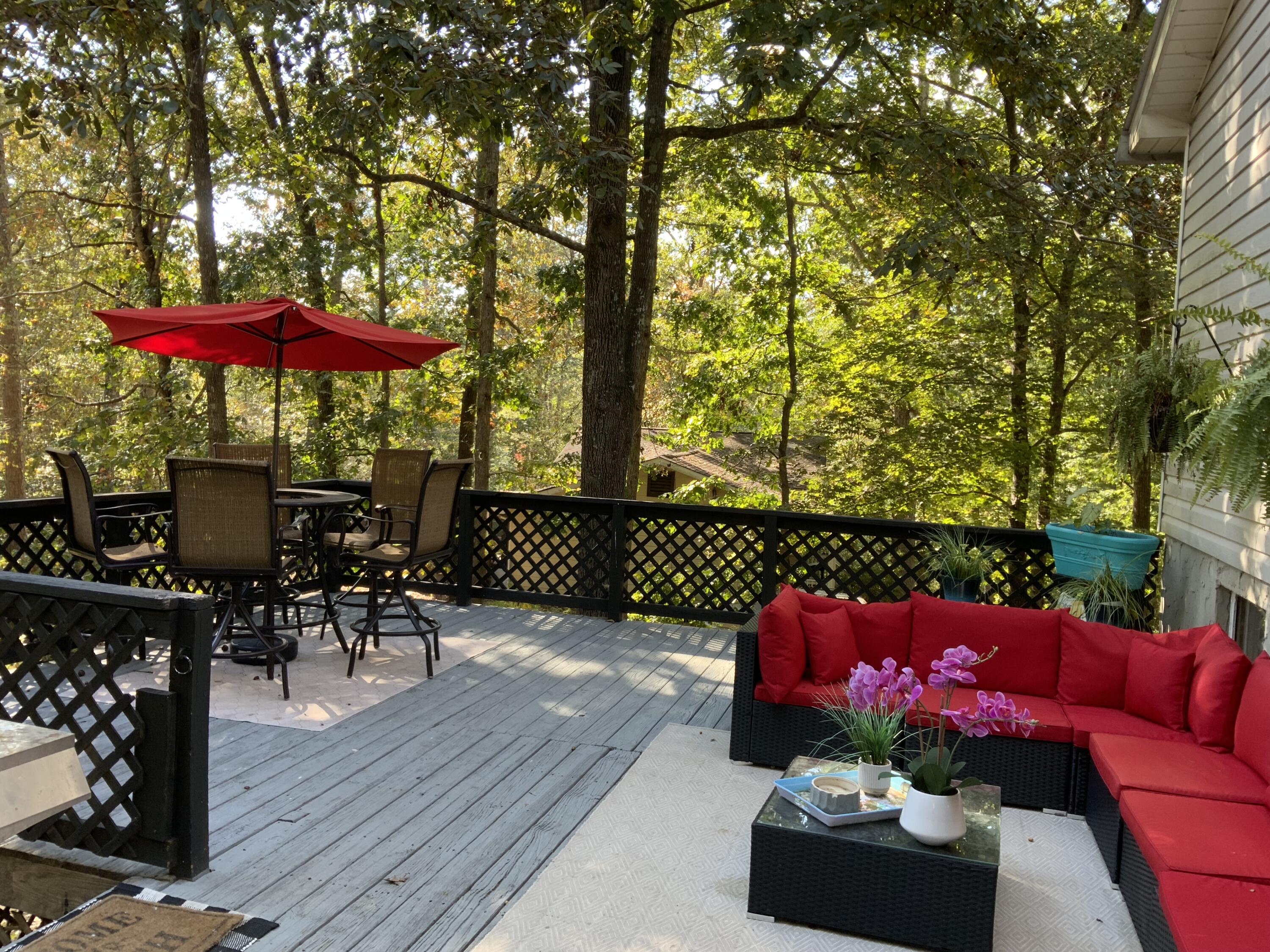 110 S Oakland Drive, LaFayette