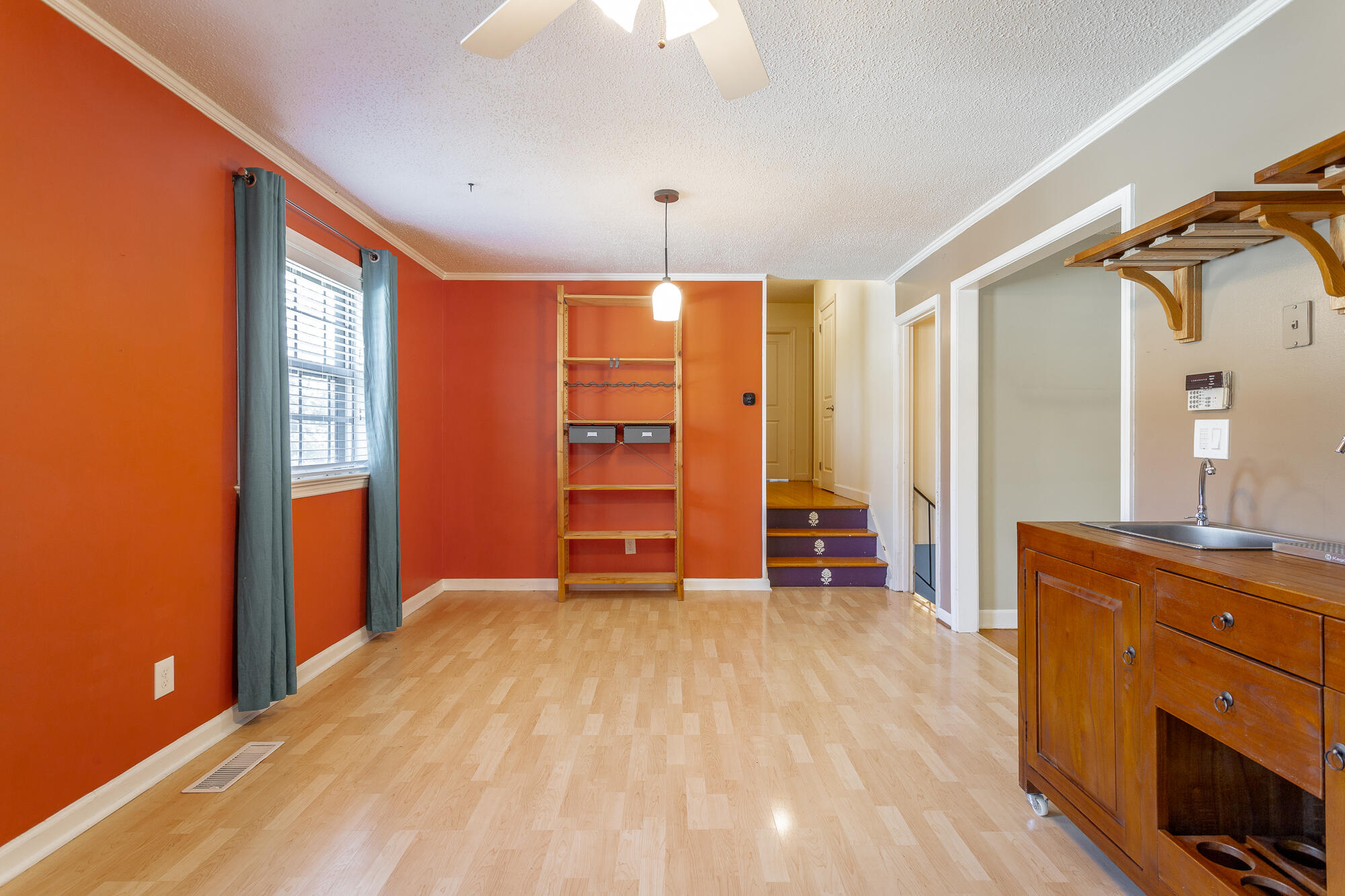 6509 Pine Manor Drive
