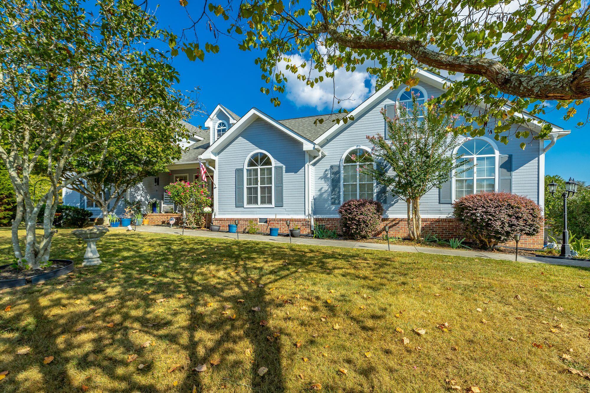 6601 Woody Cove Lane