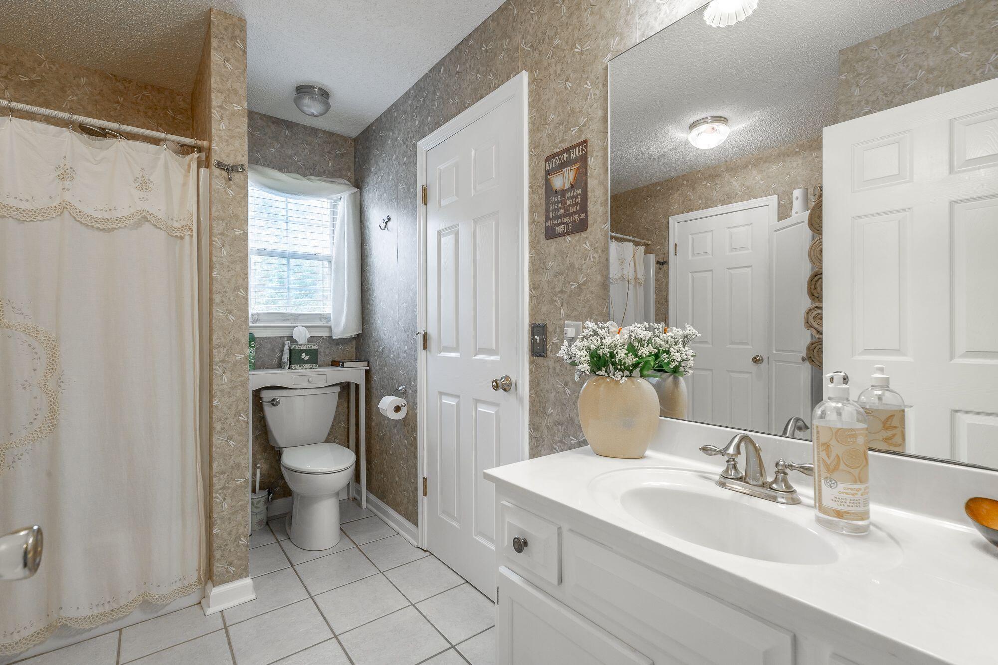 6601 Woody Cove Lane